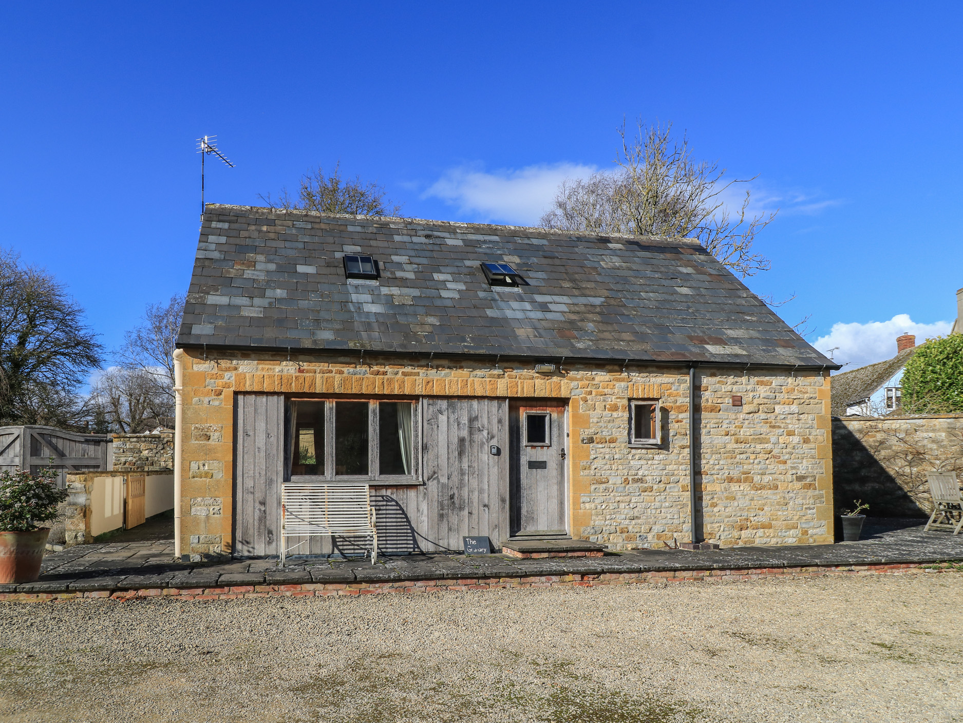 Holiday cottage in Blackwell, Warwickshire - Photo 1