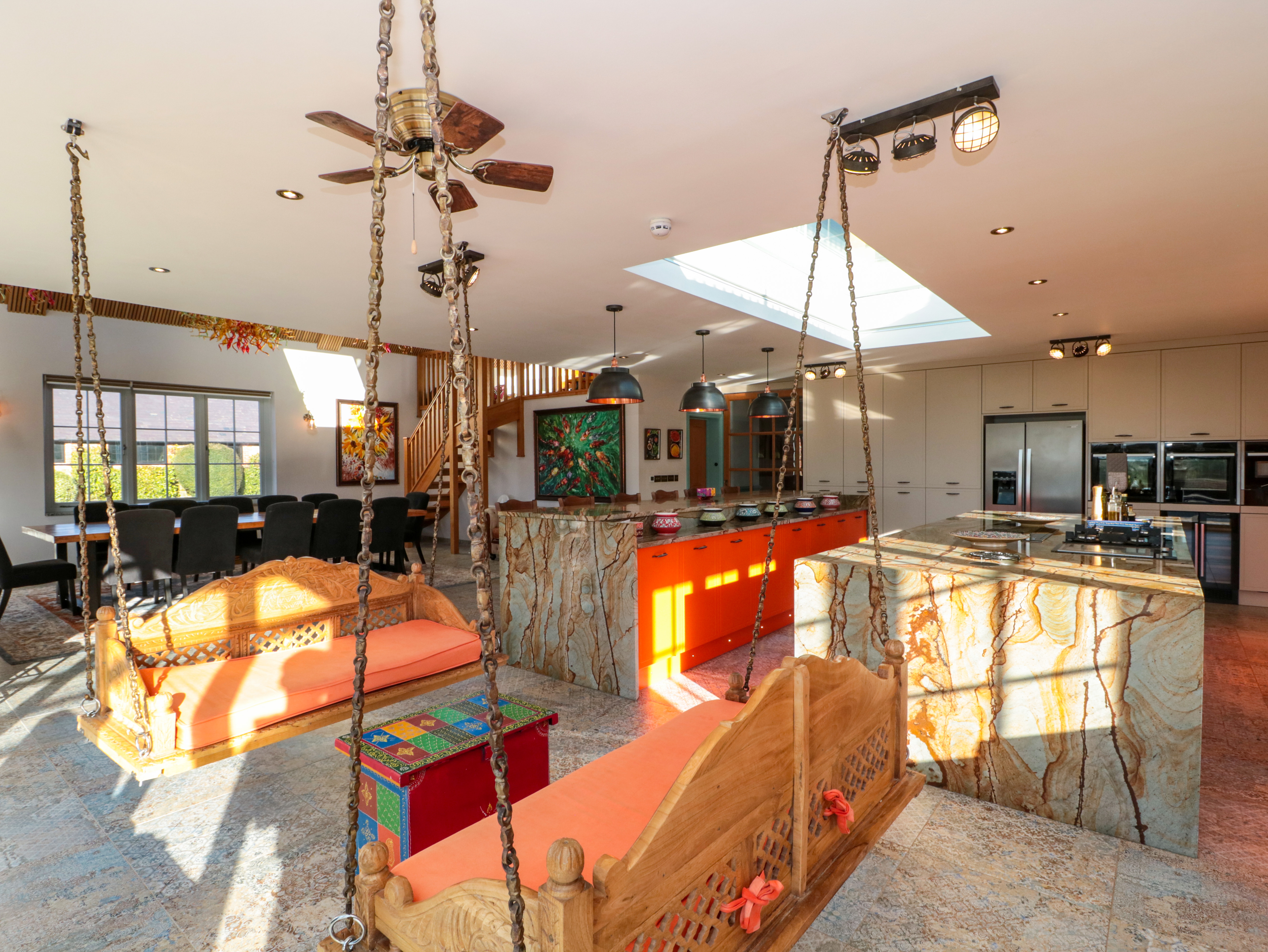 Royal Oak House - Sleeps 14