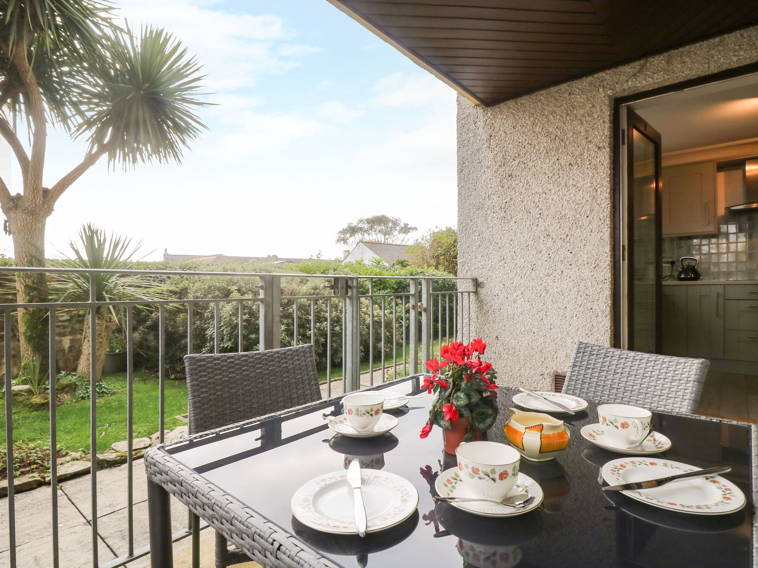 Holiday cottage, Falmouth (The Wesley Apartment)