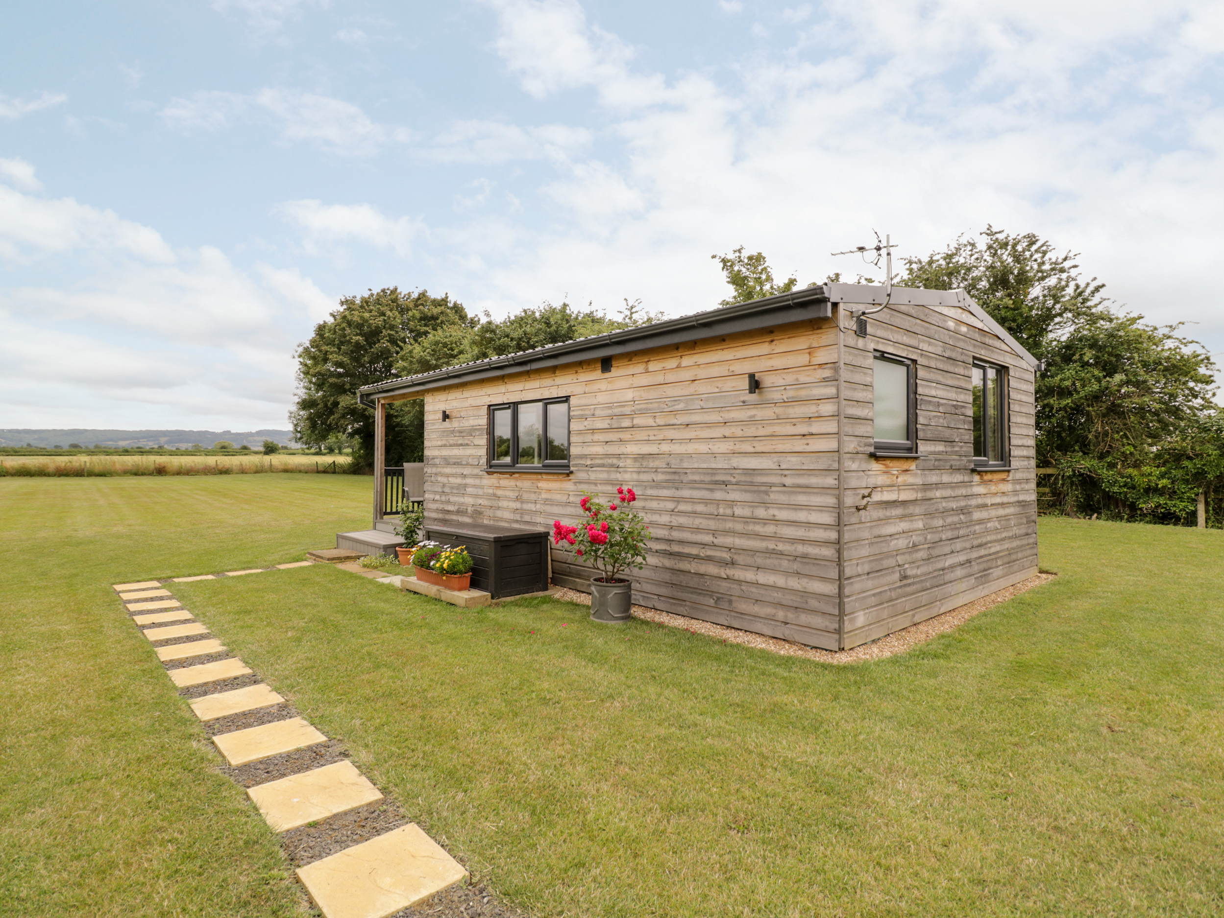 Holiday cottage in Honeybourne, Worcestershire - Photo 2