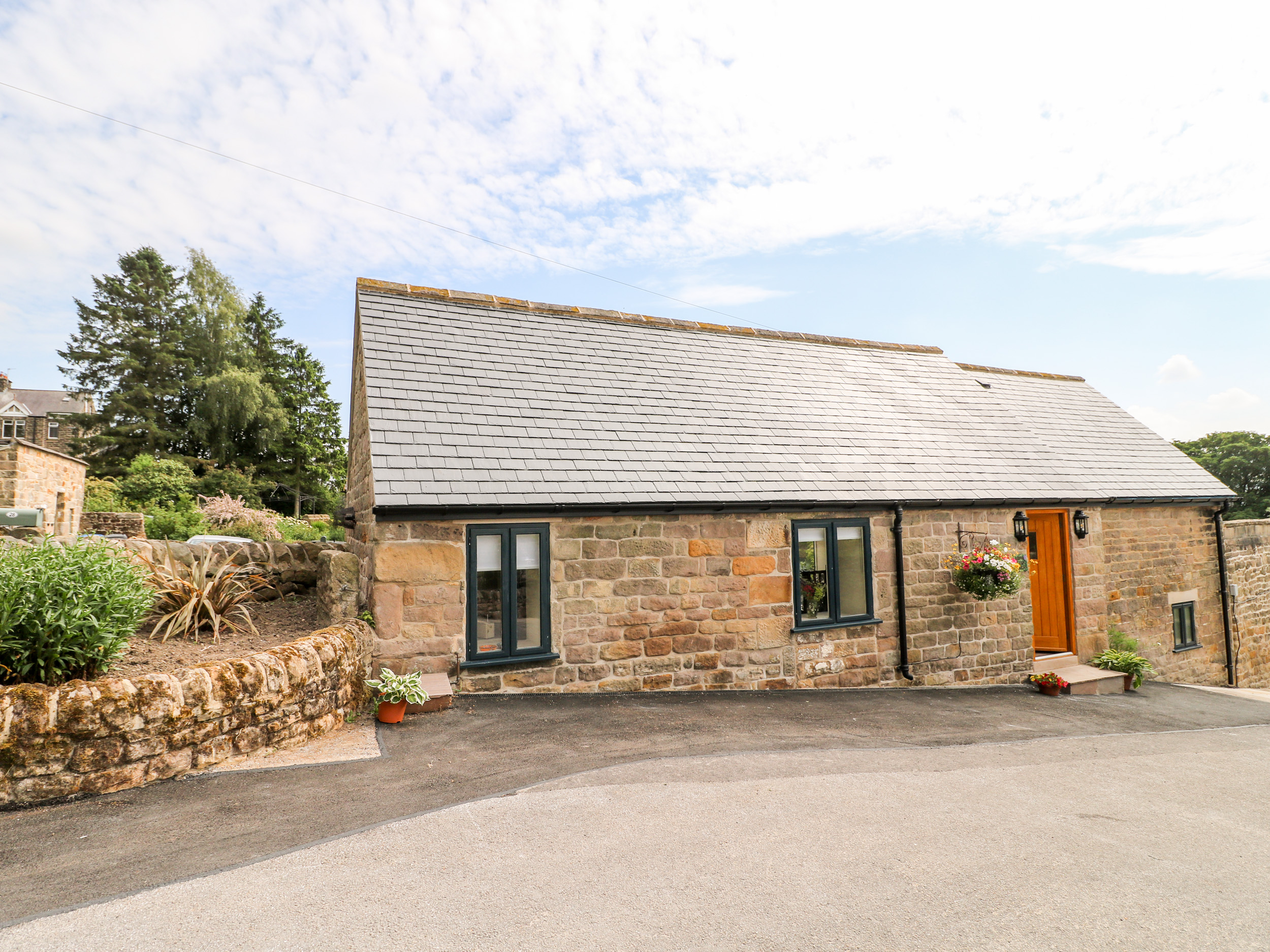Holiday cottage in Darley Dale, Derbyshire - Photo 1