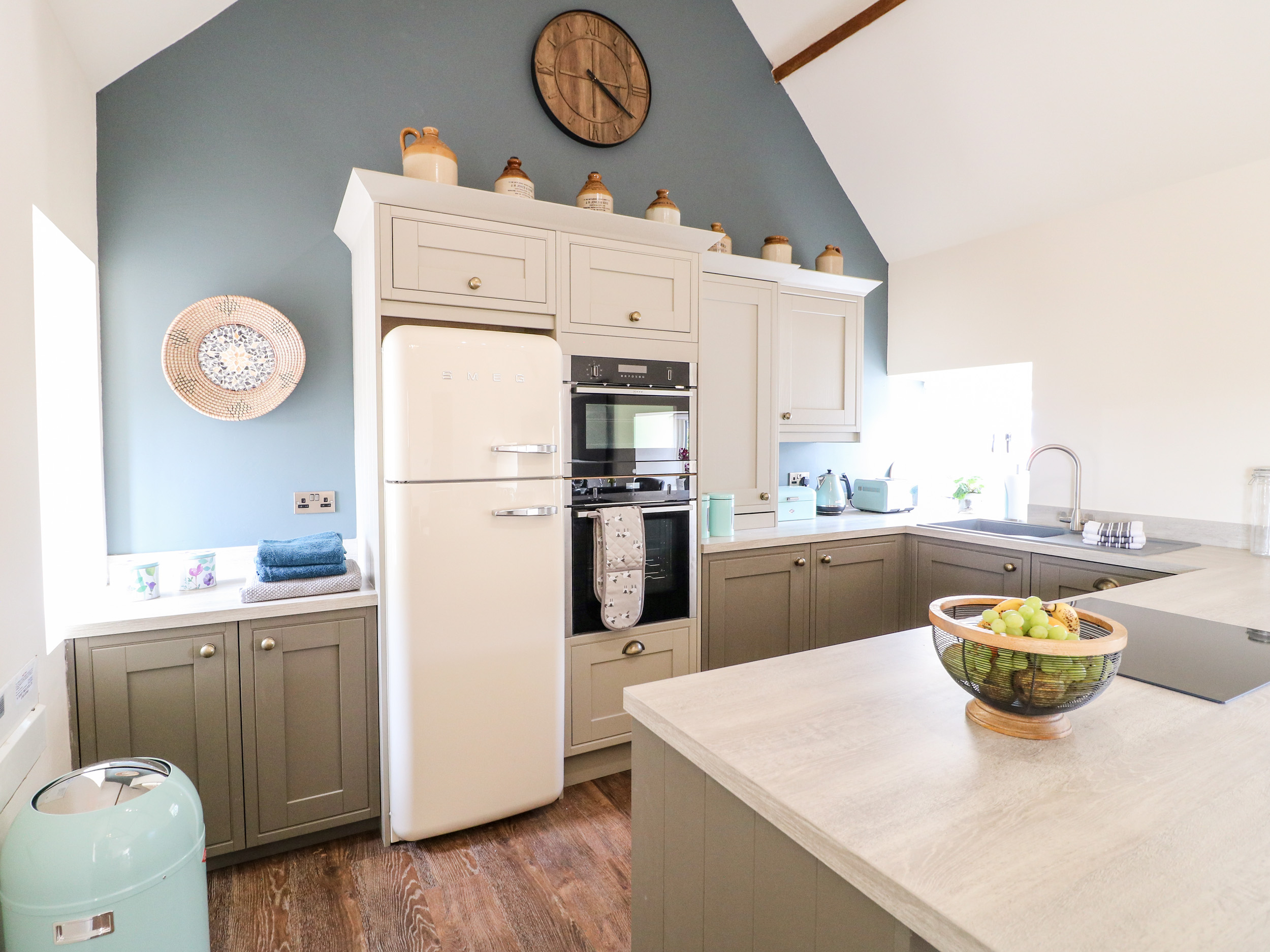 Holiday cottage in Darley Dale, Derbyshire - Photo 10