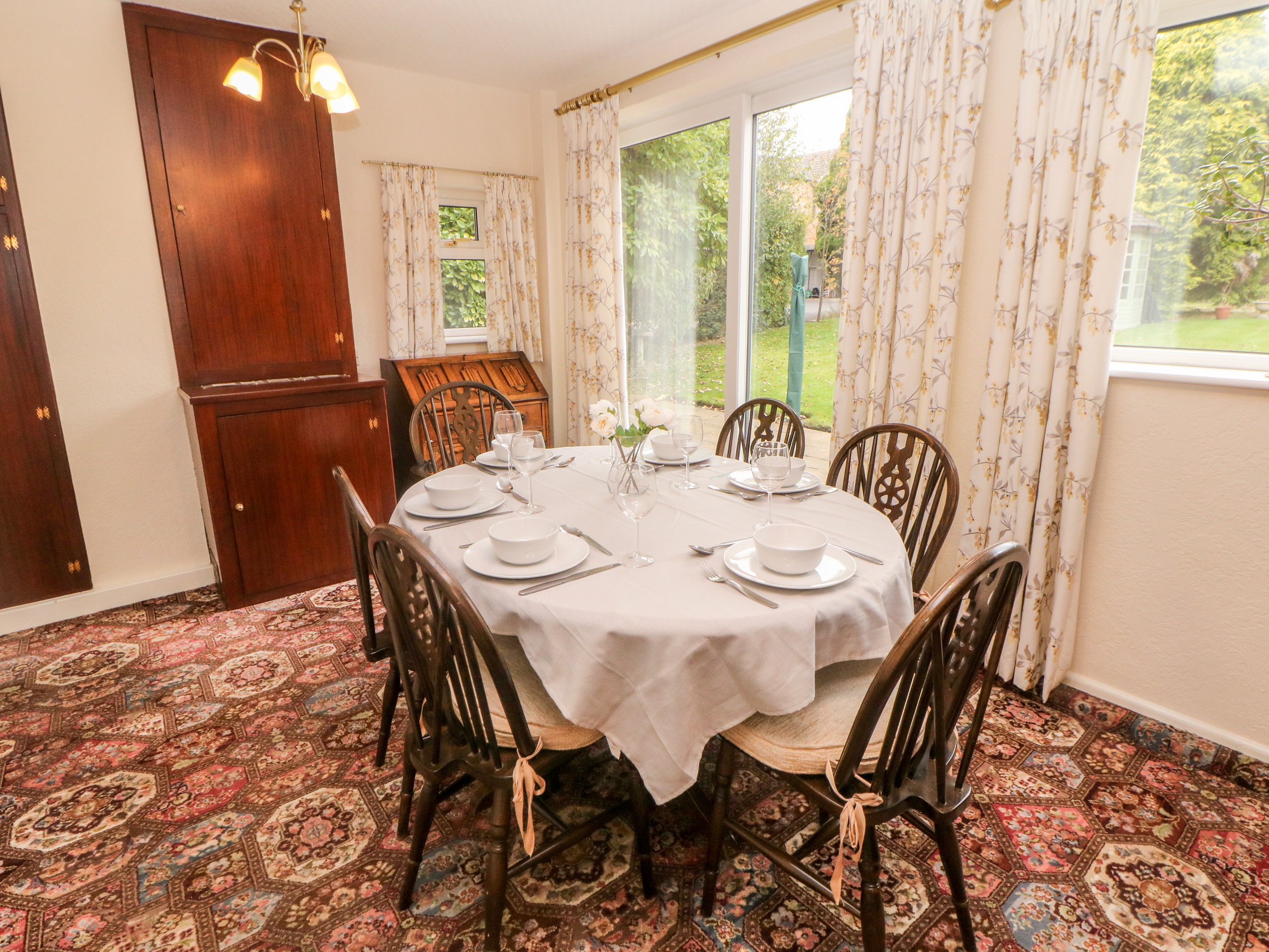 Holiday cottage in Swanwick, Derbyshire - Photo 6