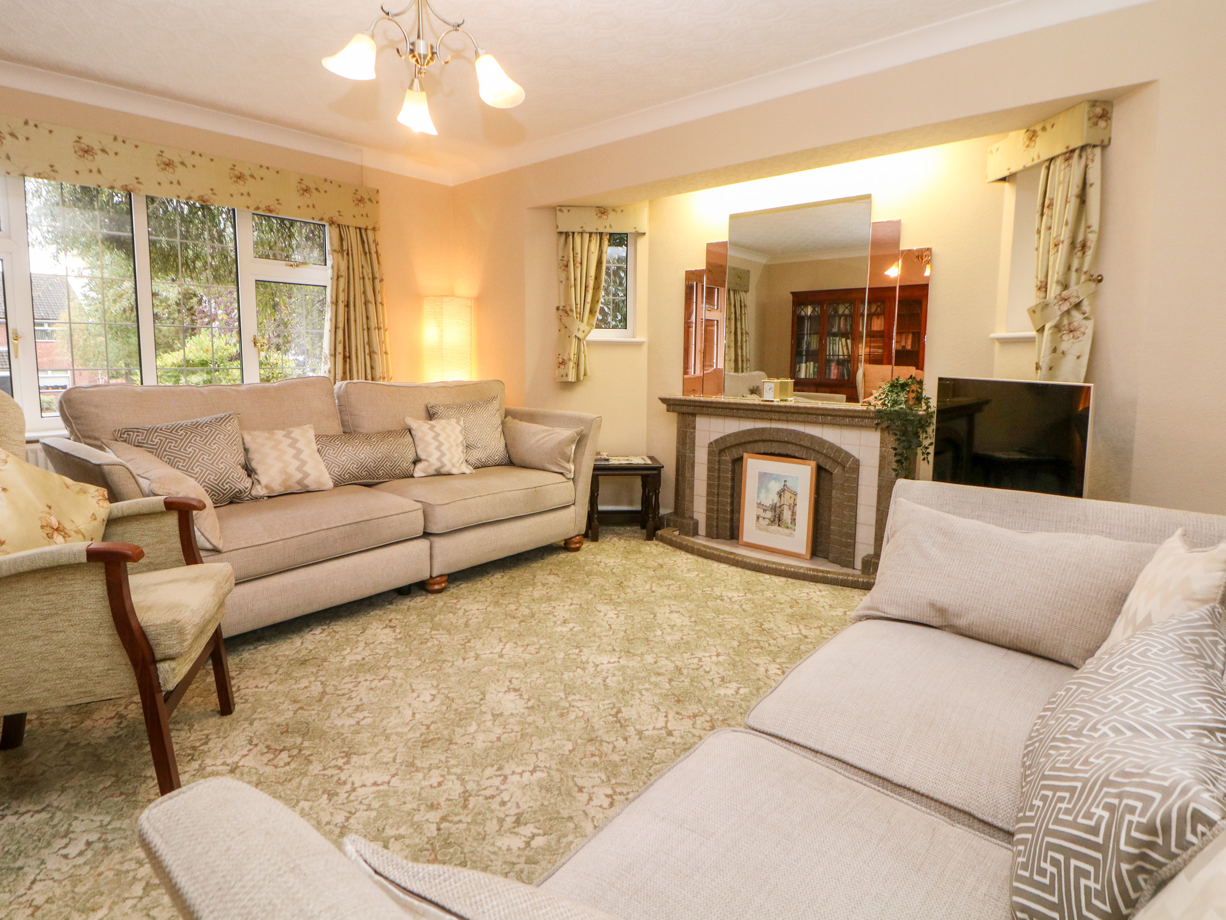 Holiday cottage in Swanwick, Derbyshire - Photo 4