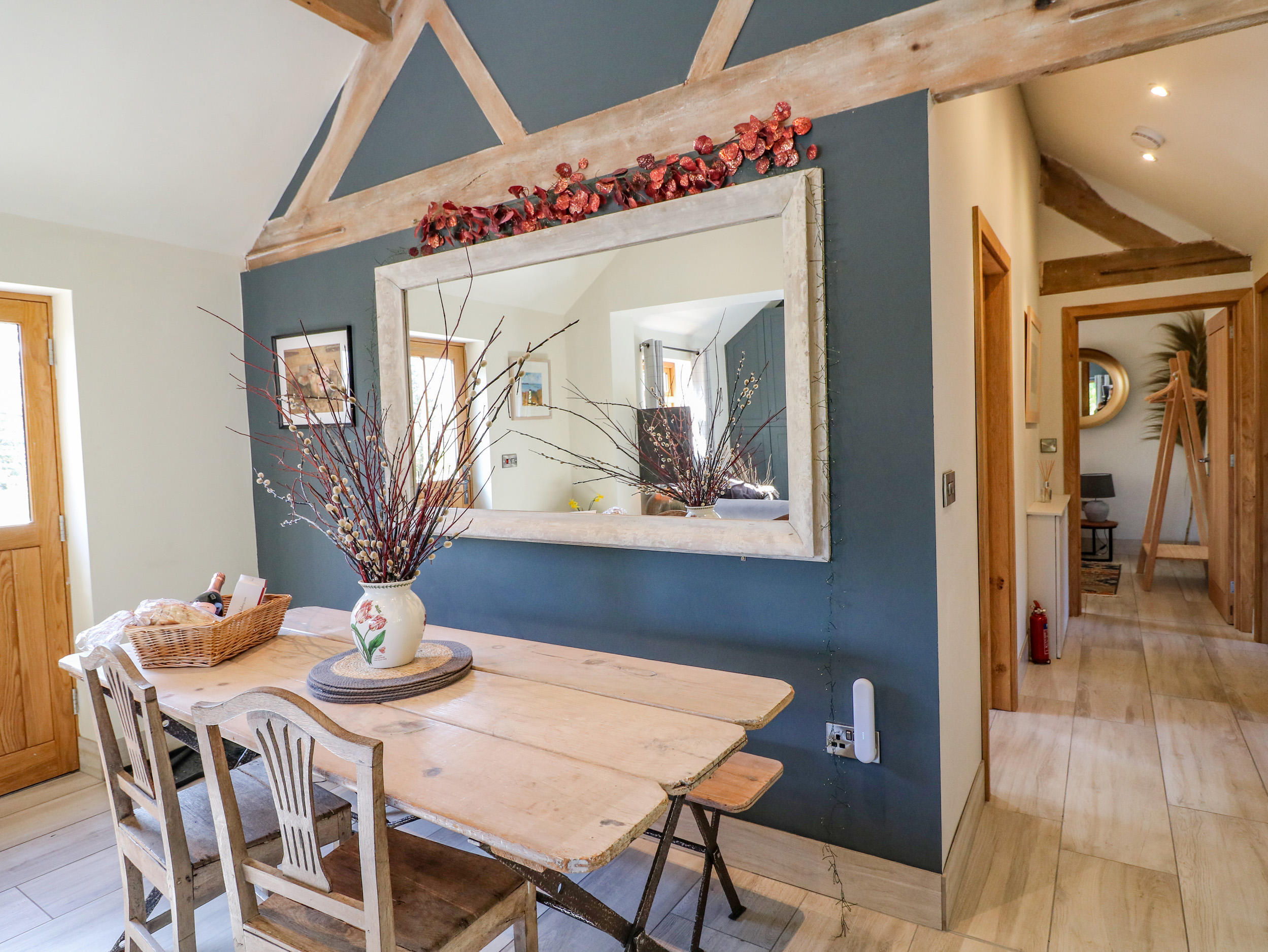 Holiday cottage in Ashbourne, Derbyshire - Photo 8