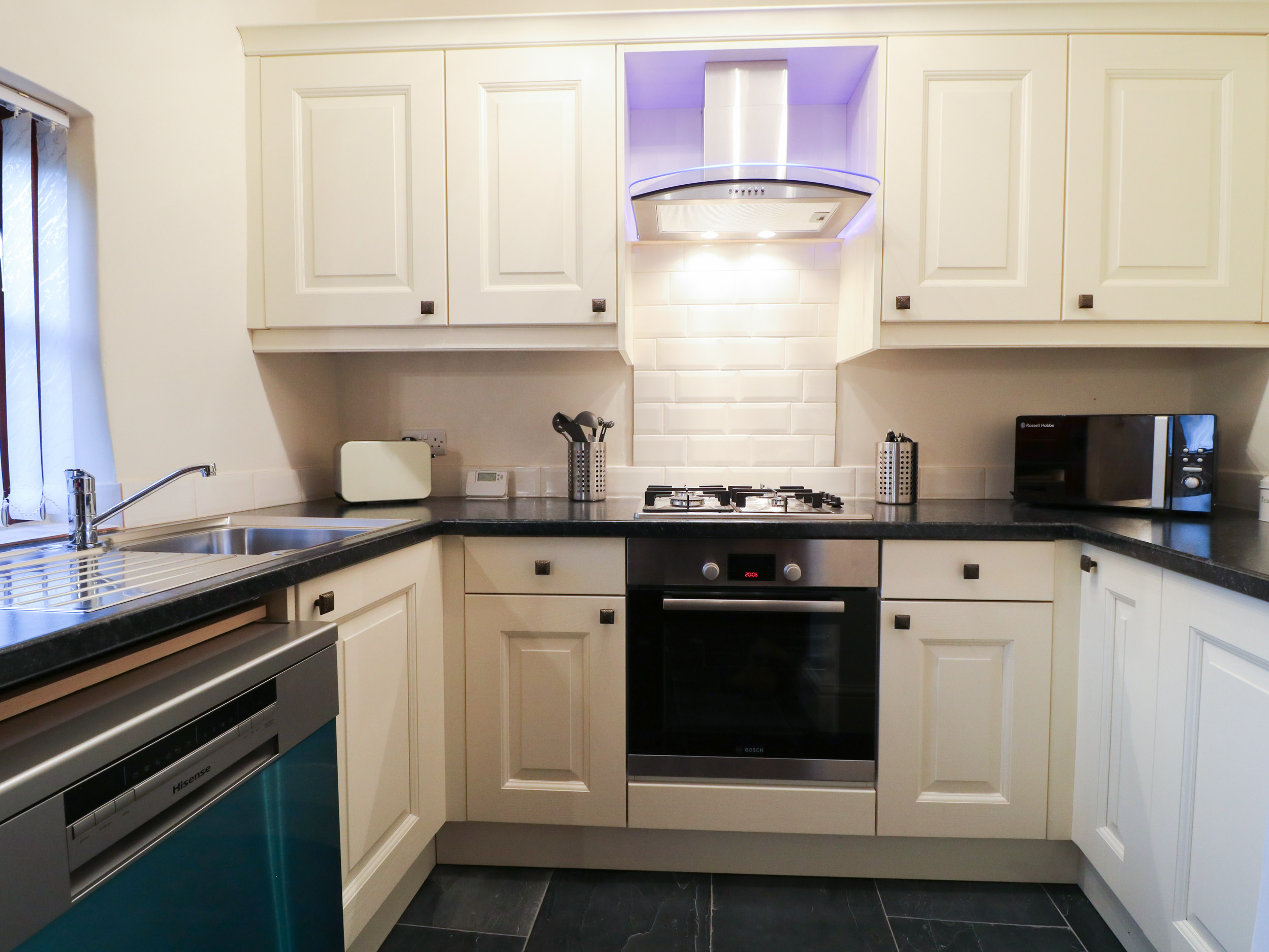Holiday cottage in Ilkeston, Derbyshire - Photo 10