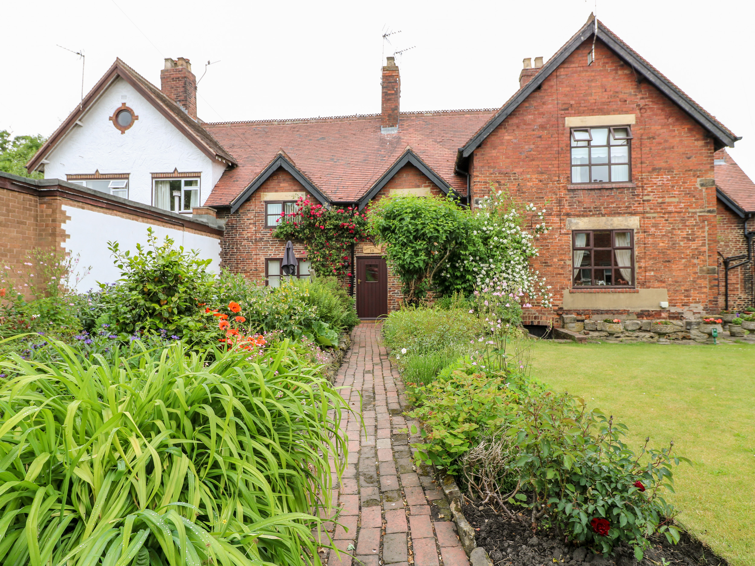 Holiday cottage in Ilkeston, Derbyshire - Photo 1