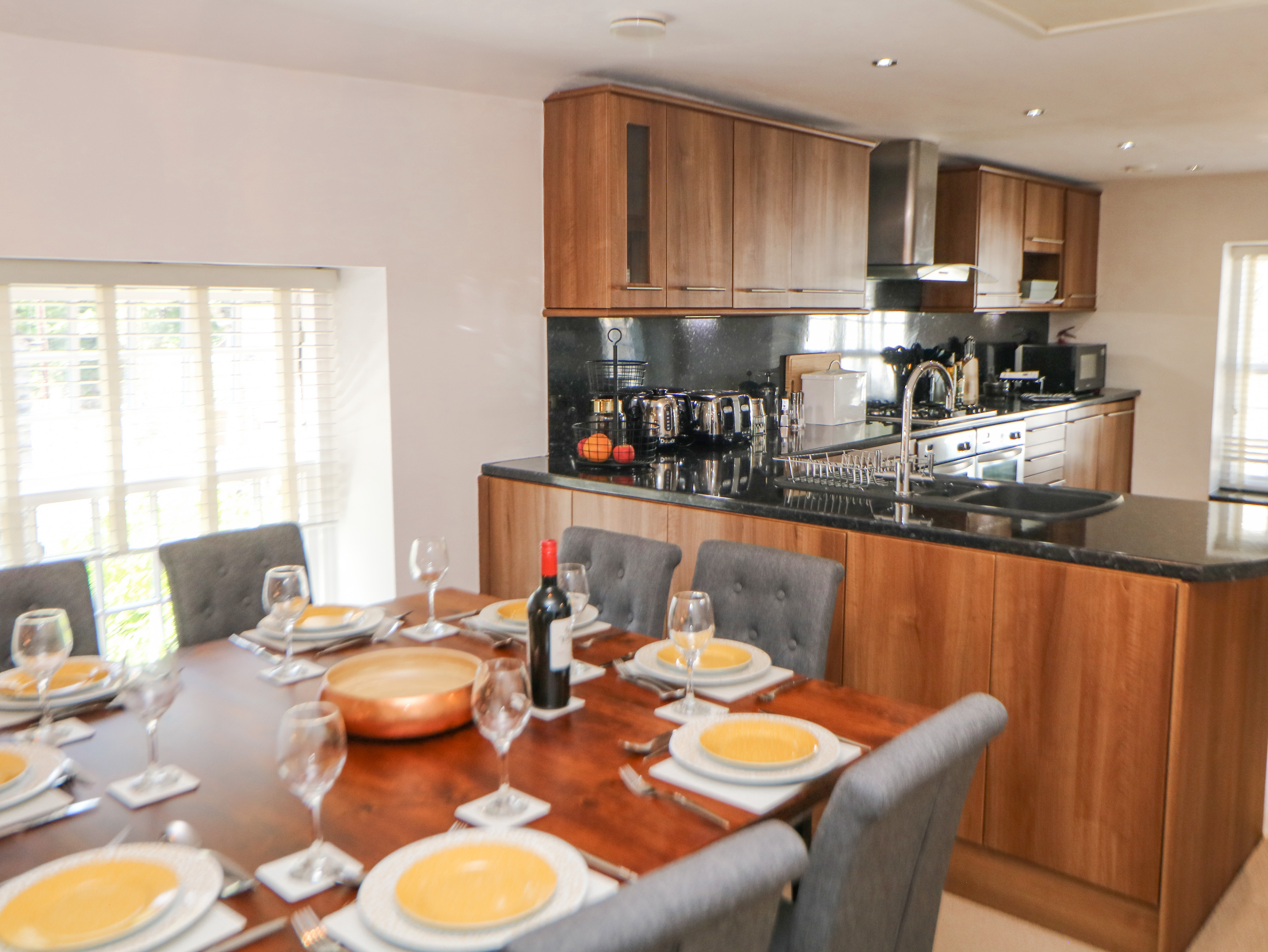 Holiday cottage in Stoney Middleton, Derbyshire - Photo 7