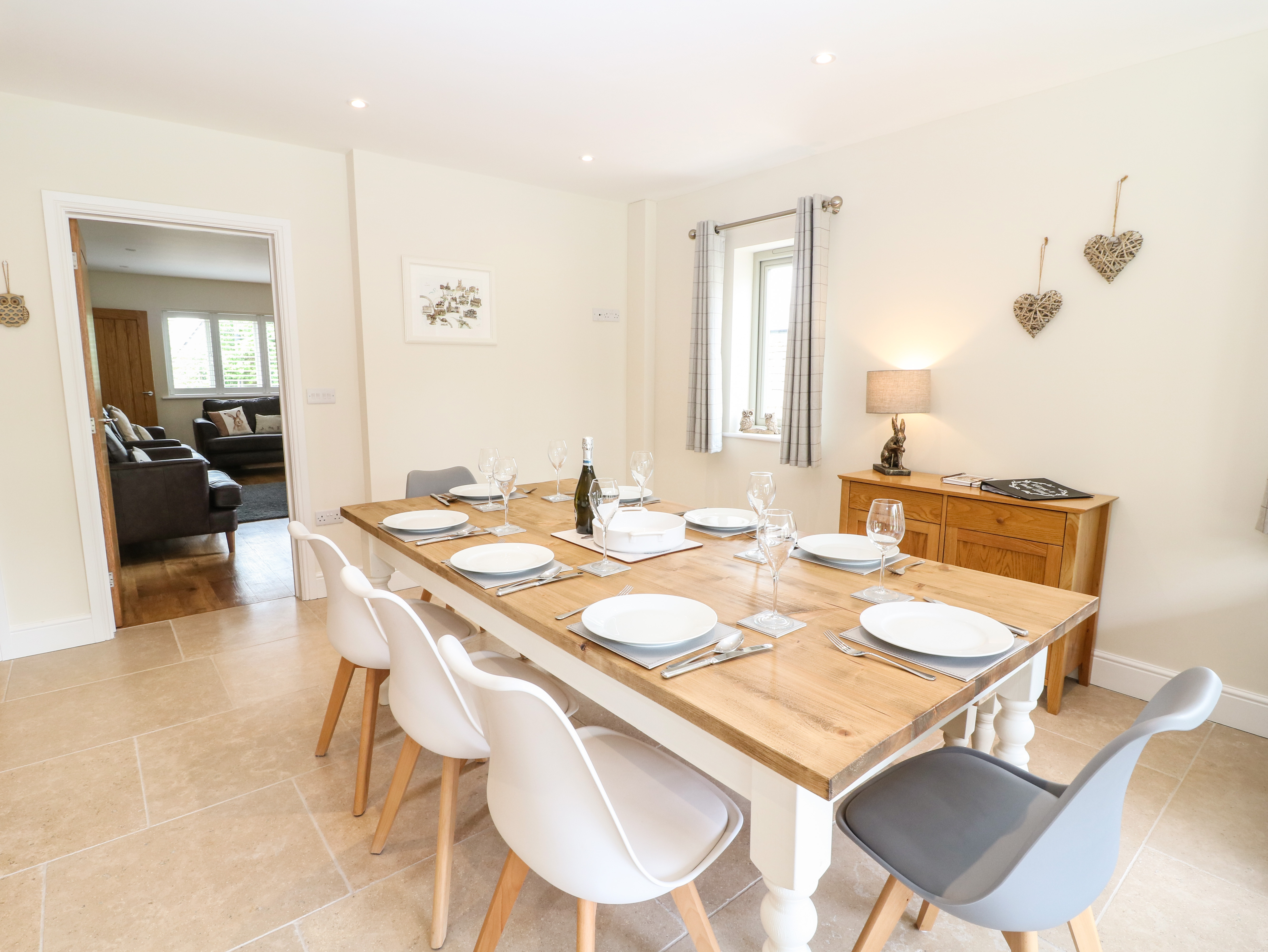Holiday cottage in Fulbrook, Oxfordshire - Photo 10