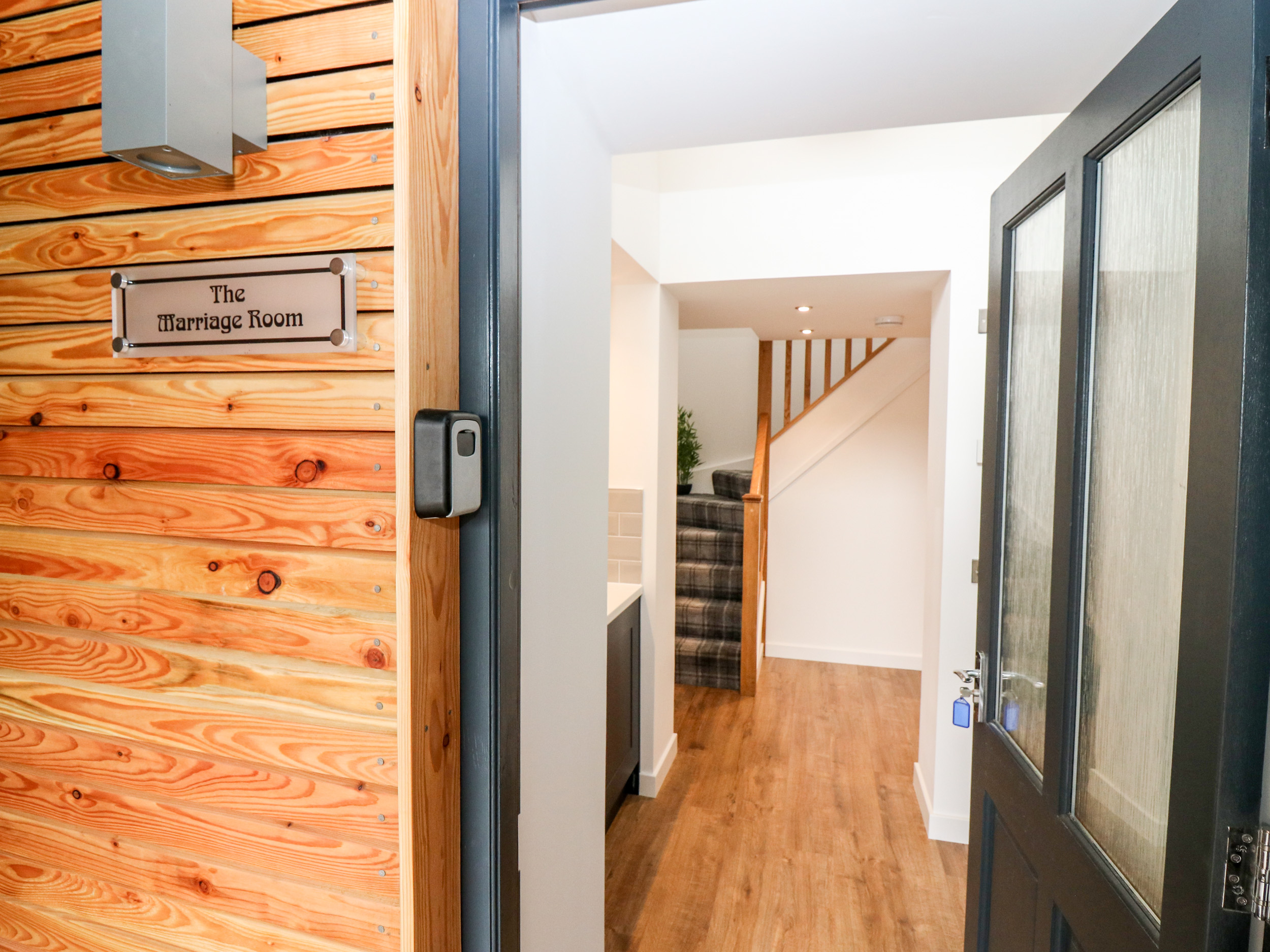 The Marriage Room at The Institute Executive Apartments - Sleeps 5