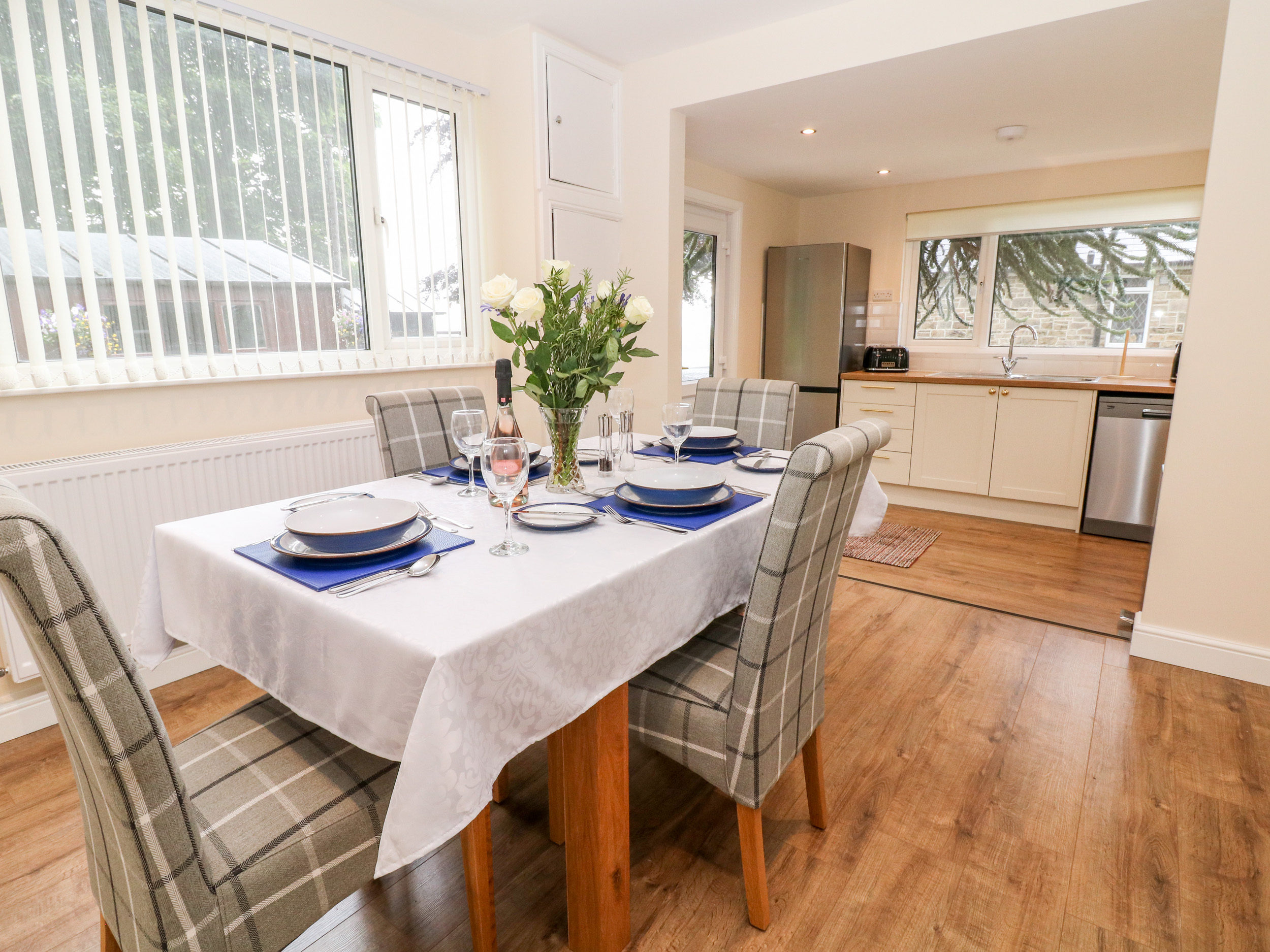 Holiday cottage in Wingerworth, Derbyshire - Photo 9