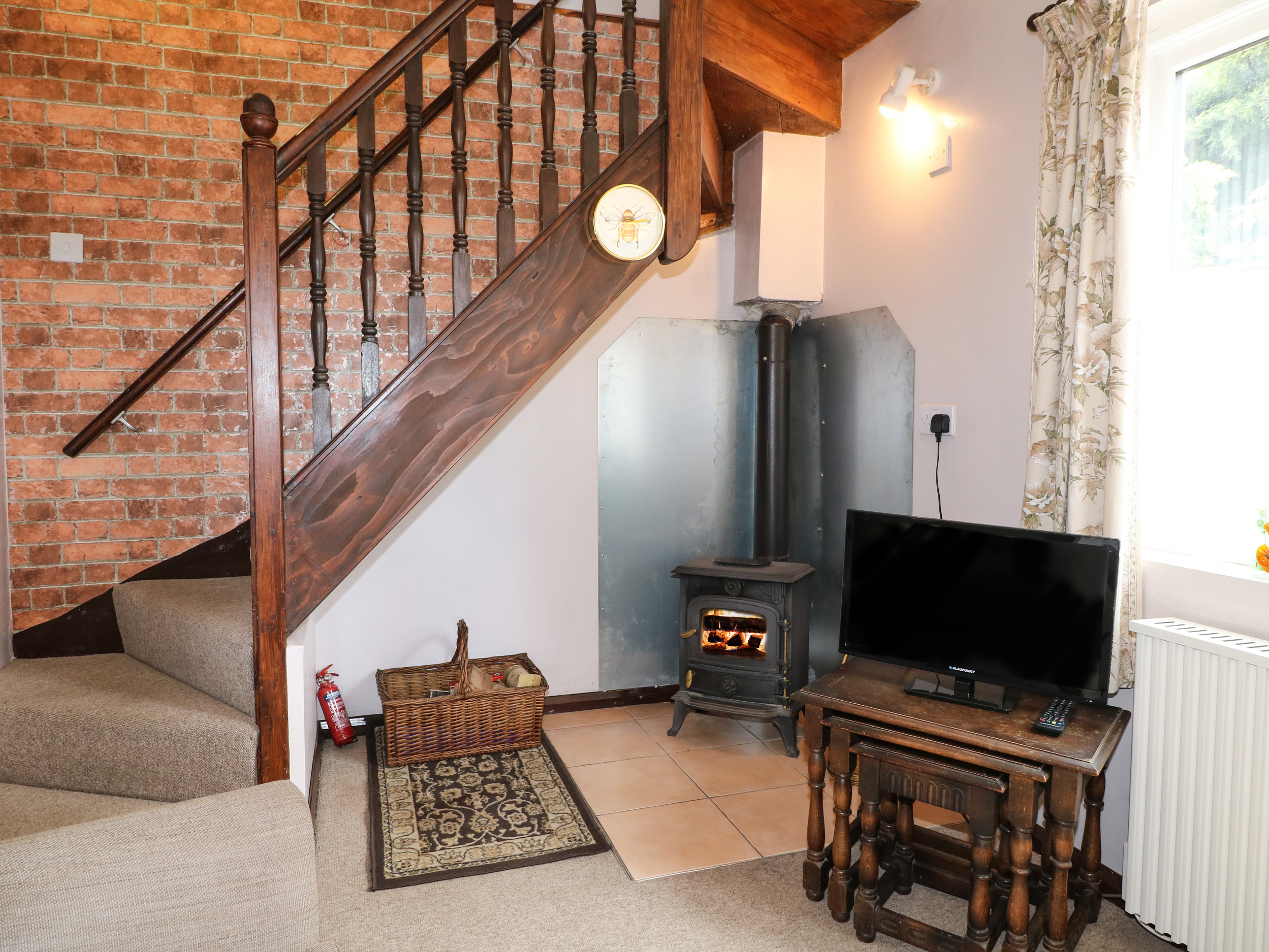 Holiday cottage in Doveridge, Derbyshire - Photo 4