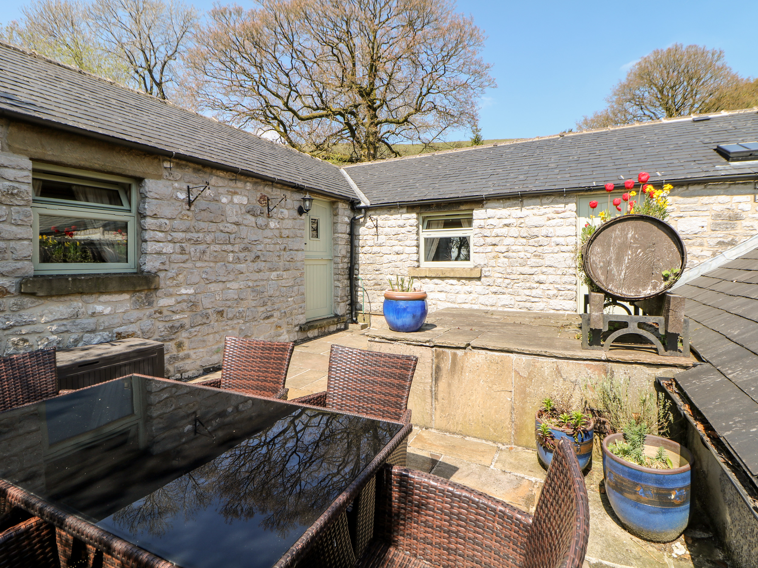 Holiday cottage in Buxton, Derbyshire - Photo 1
