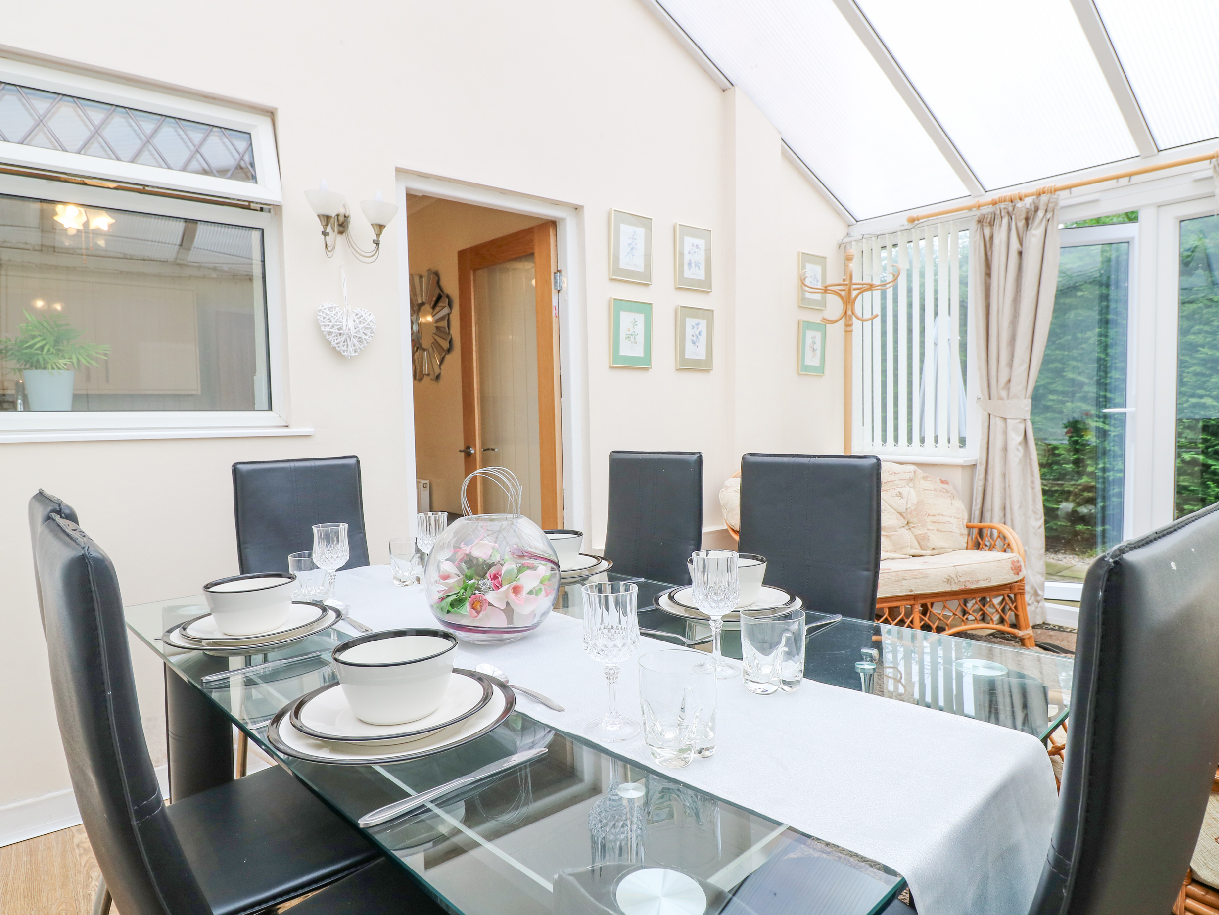 Holiday cottage in Hollingwood, Derbyshire - Photo 8