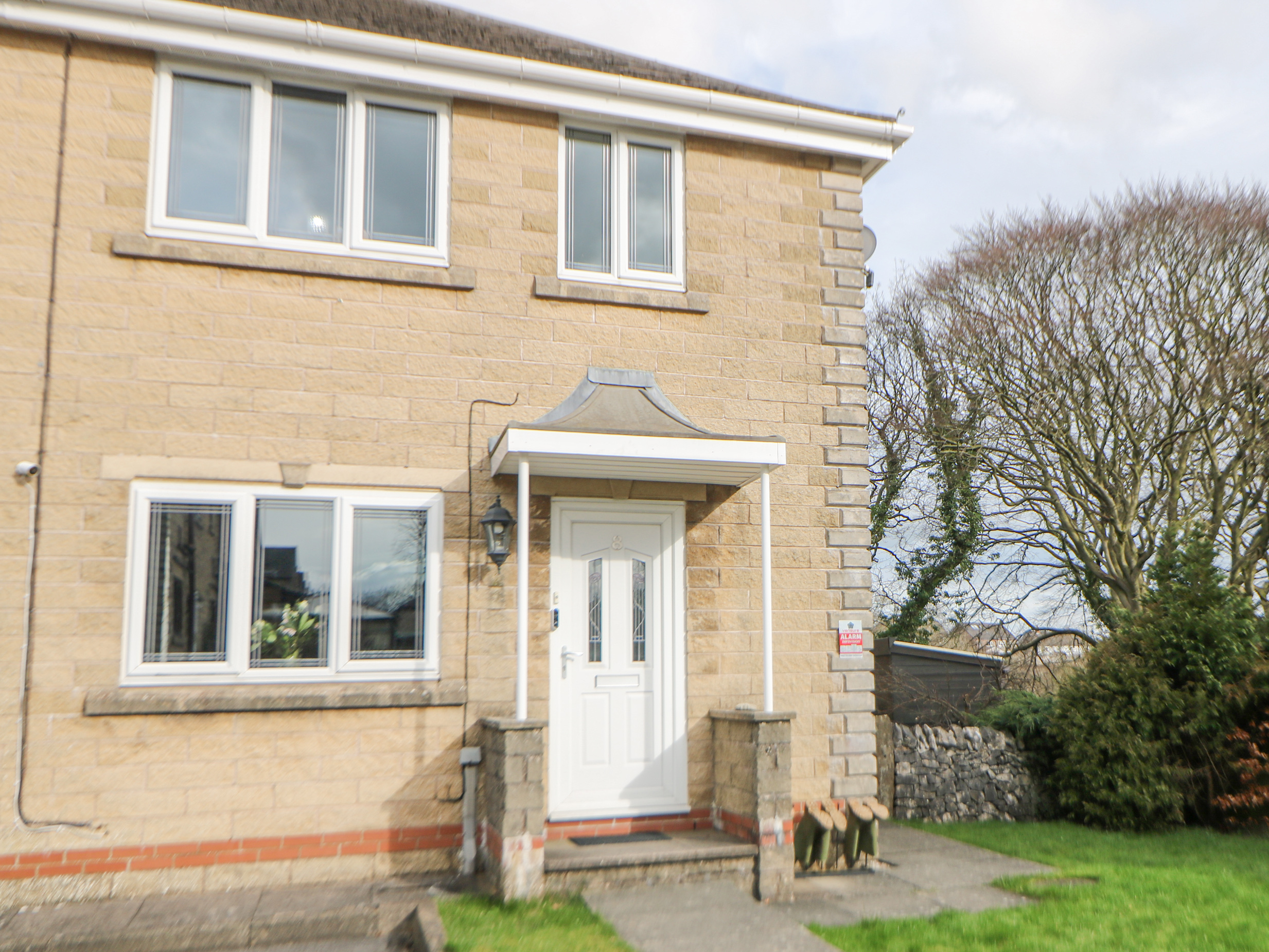 Holiday cottage in Buxton, Derbyshire - Photo 2