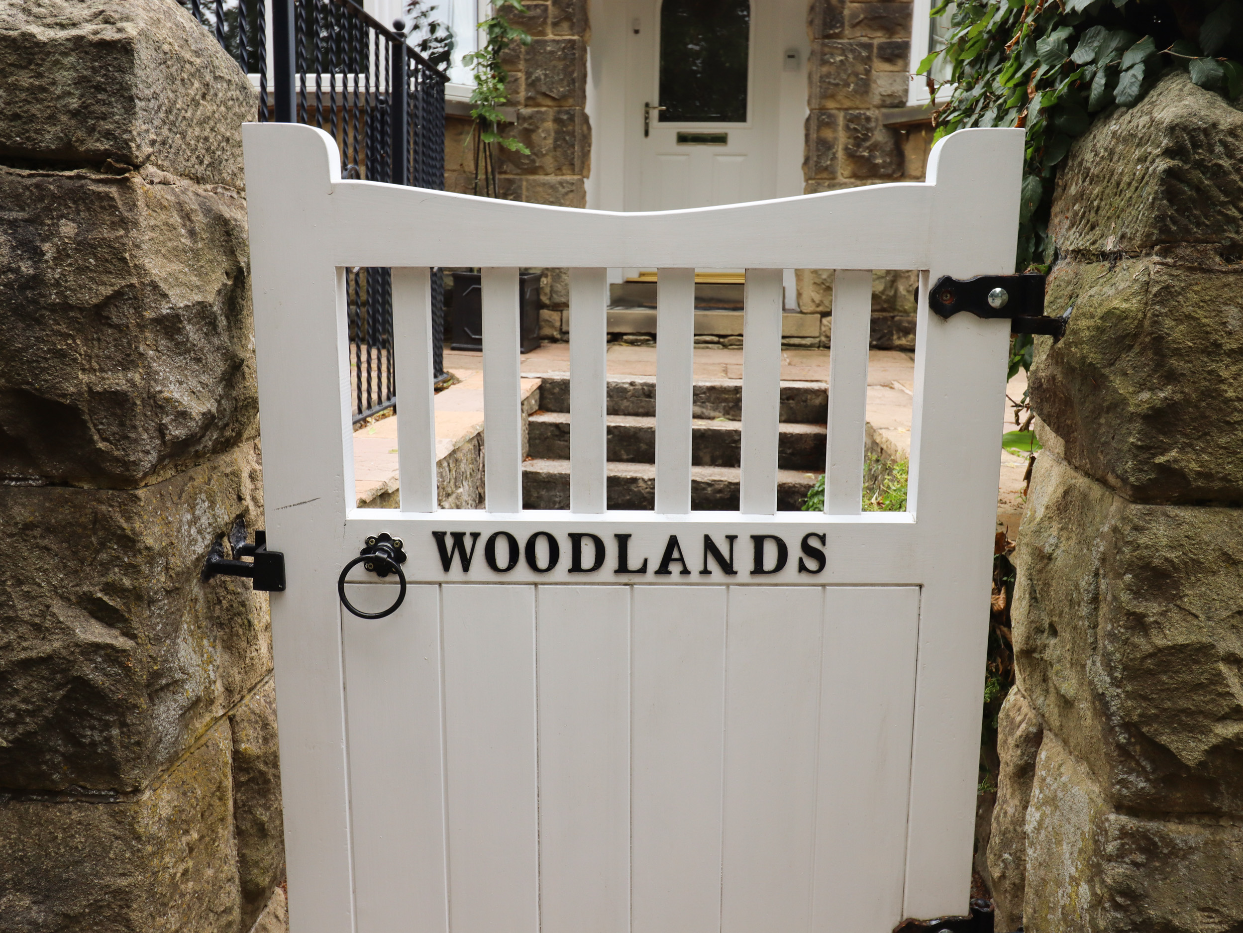 Holiday cottage in Darley Dale, Derbyshire - Photo 2