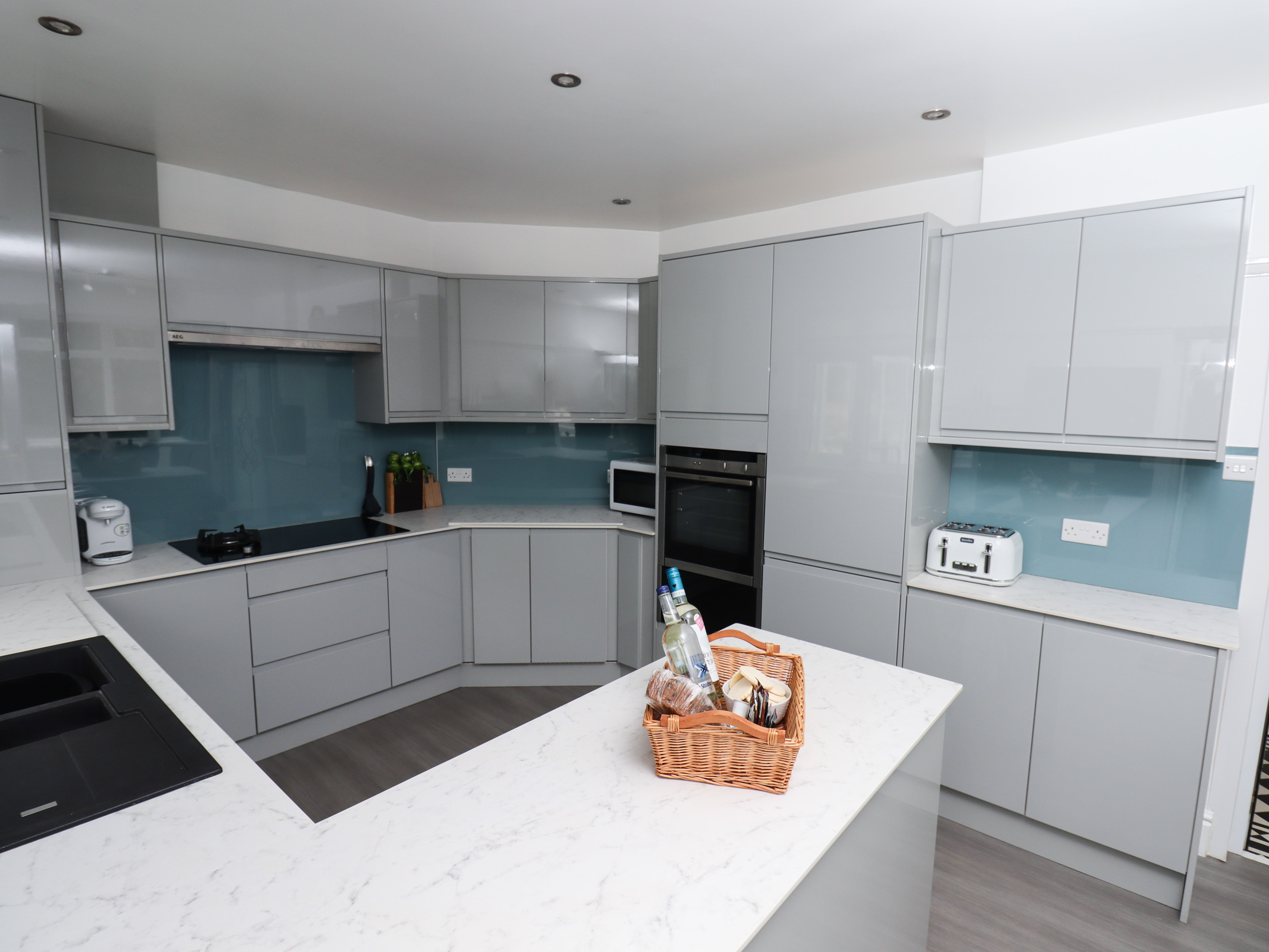 Holiday cottage in Darley Dale, Derbyshire - Photo 10