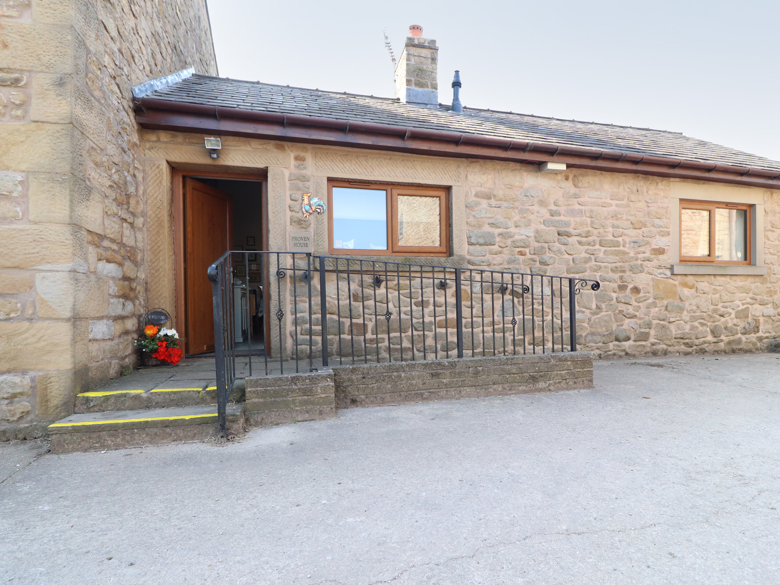 Holiday cottage, Longridge (The Proven House)