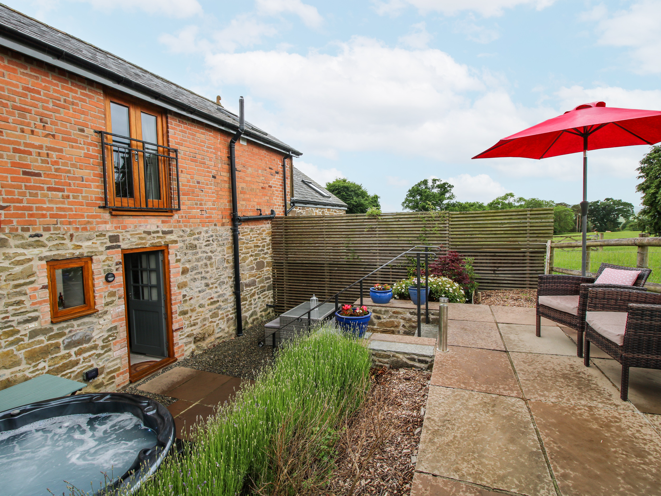 Holiday cottage, Aston on Clun ()