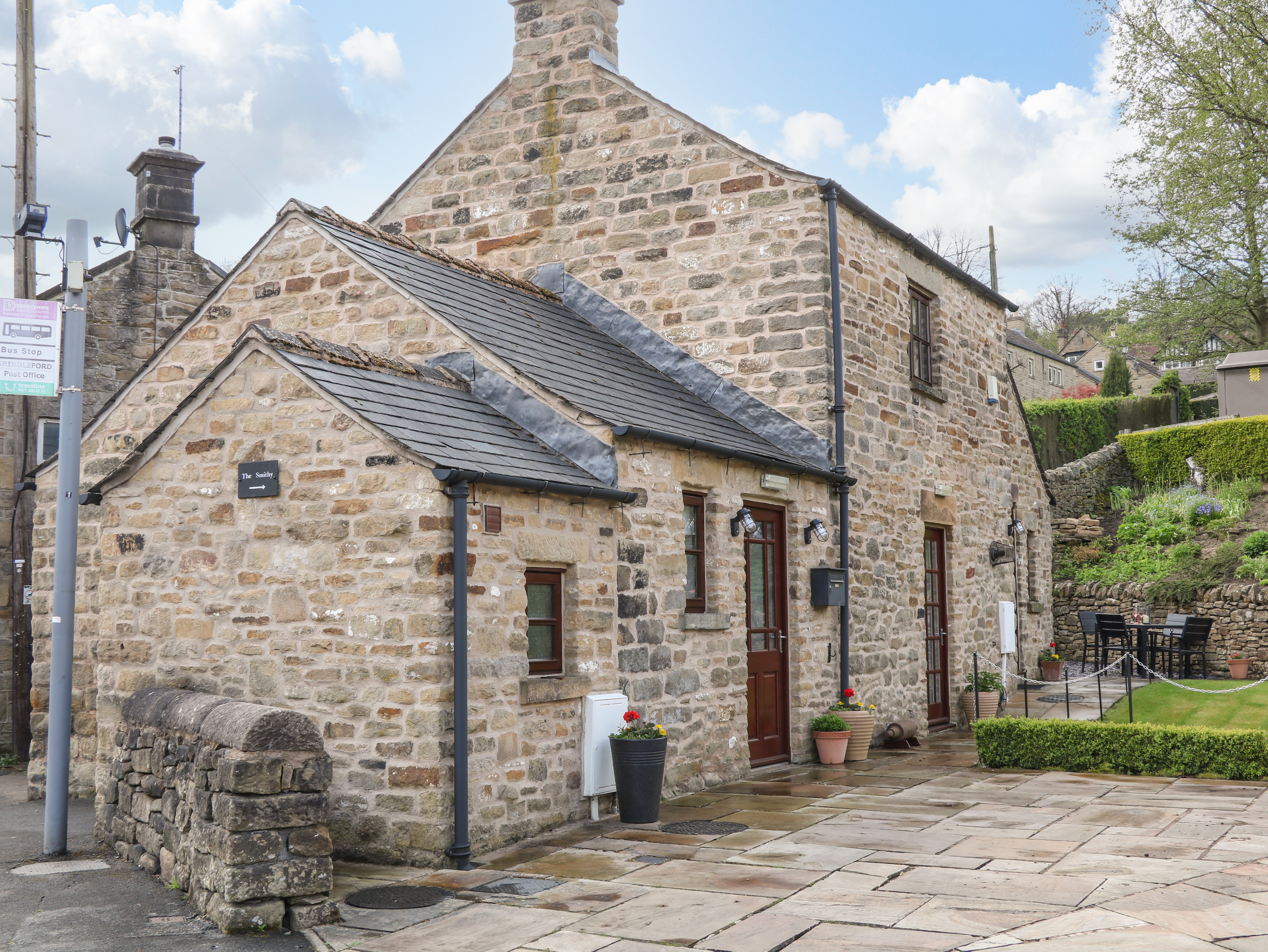 Holiday cottage in Calver, Derbyshire - Photo 2