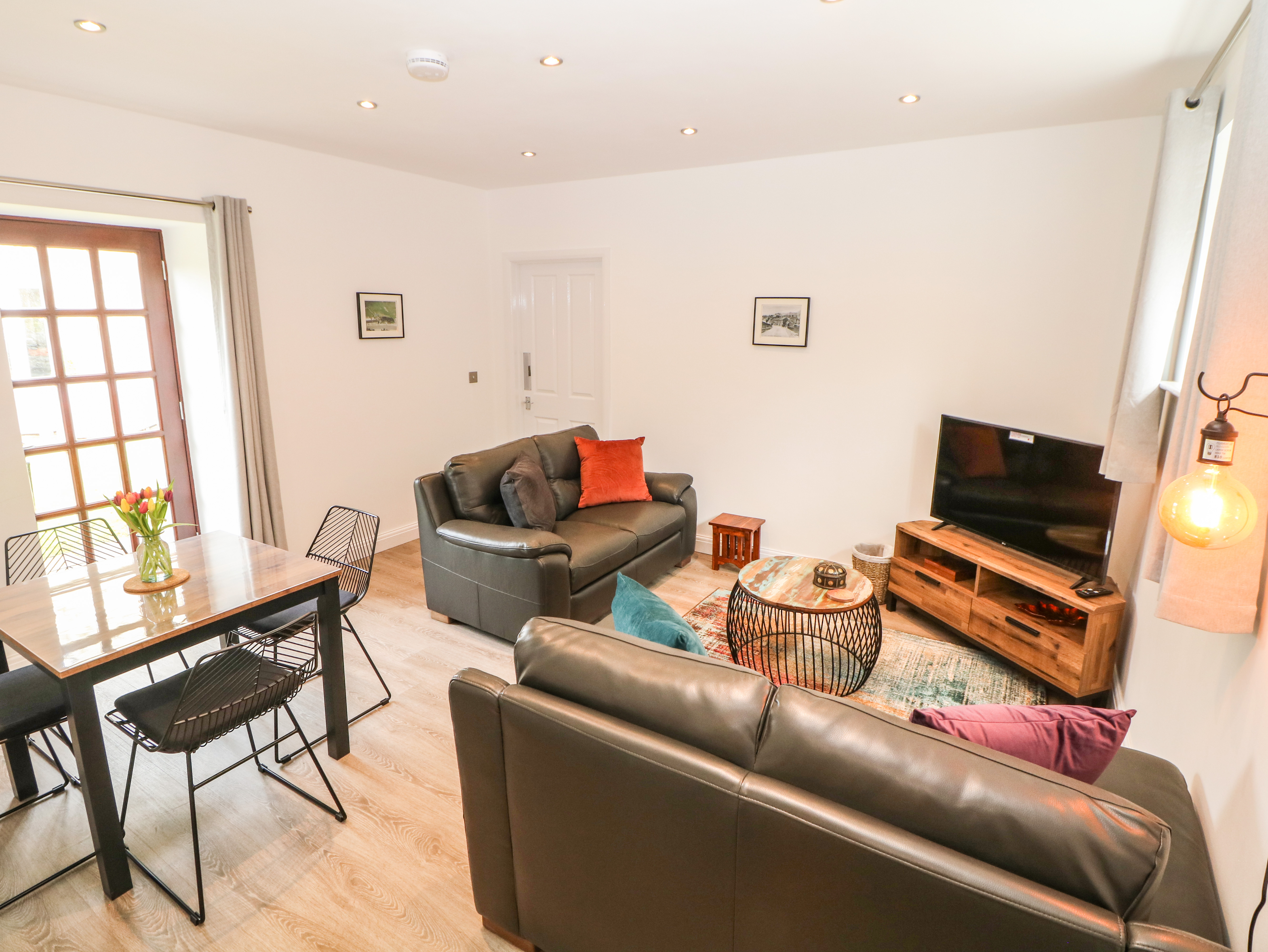 Holiday cottage in Calver, Derbyshire - Photo 4