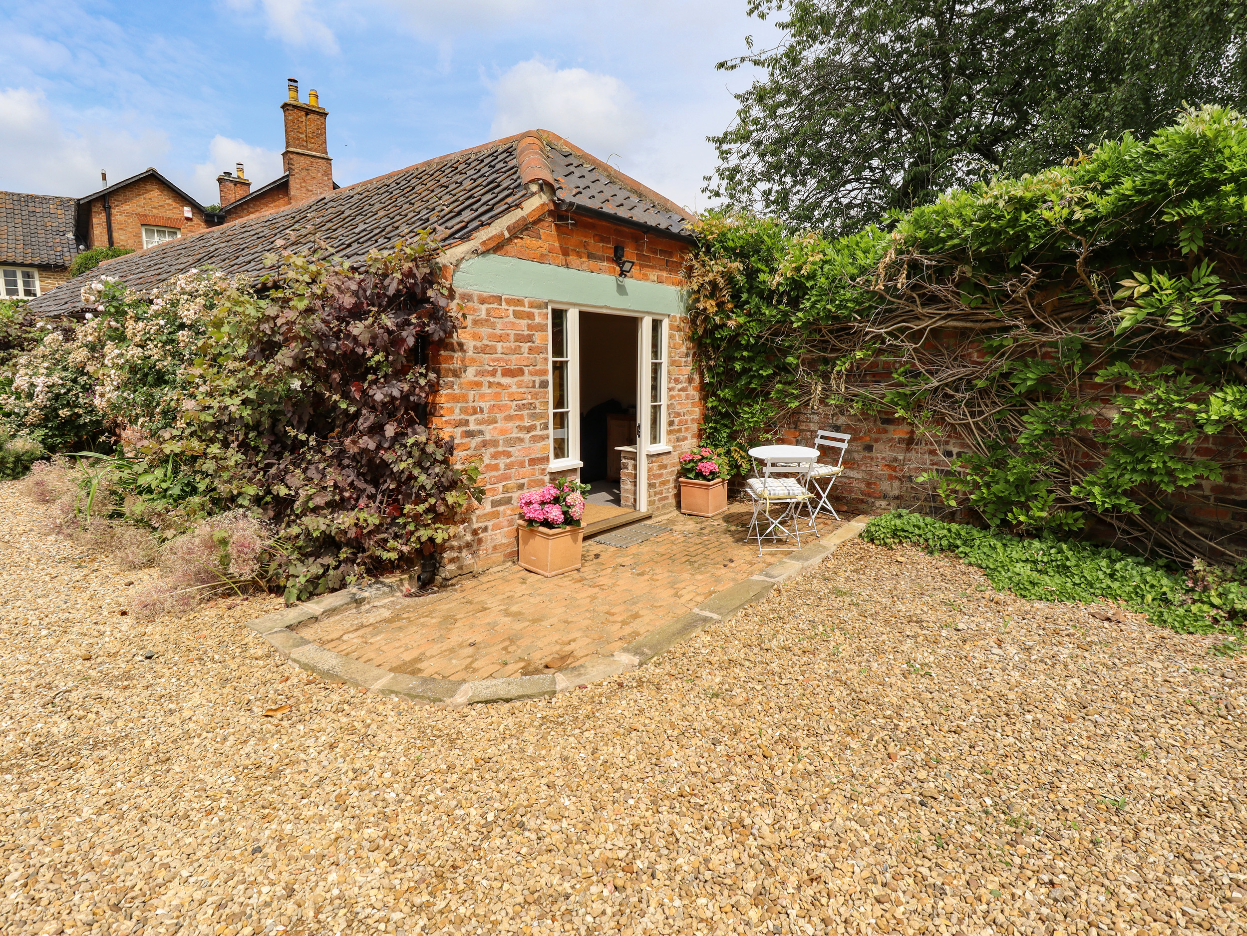 Holiday cottage, Knipton (The Old Mower Shed)