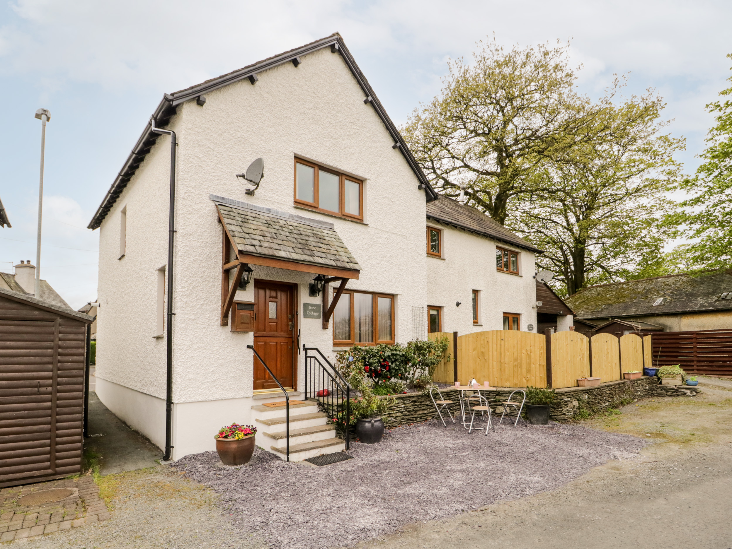Holiday cottage, Burneside (Rose Cottage)