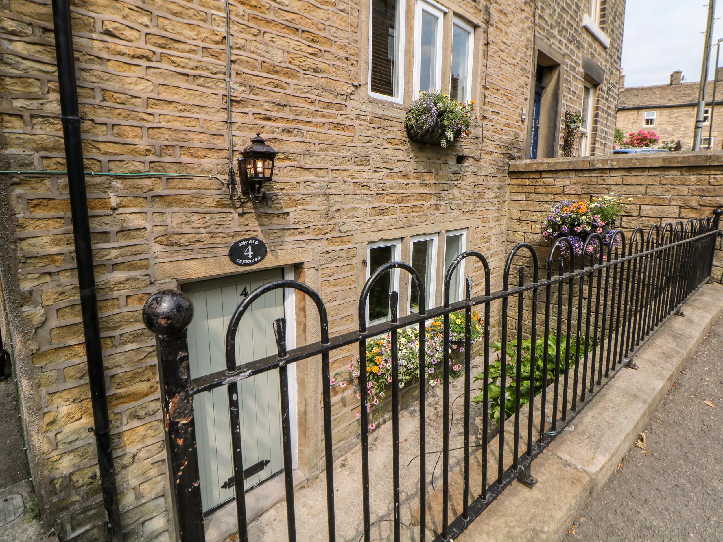 Holiday cottage in Hayfield, Derbyshire - Photo 2