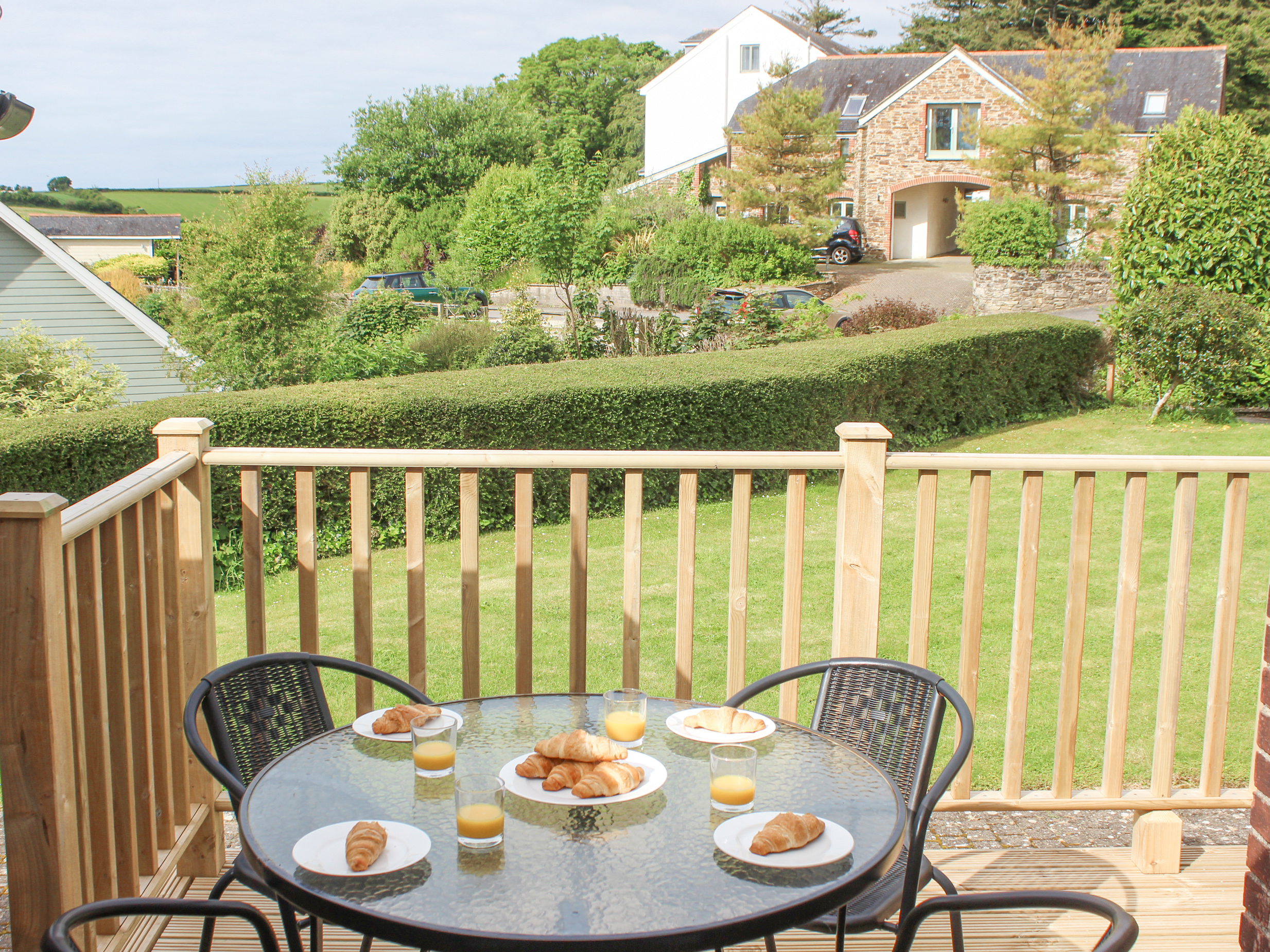 Holiday cottage, Dartmouth ()