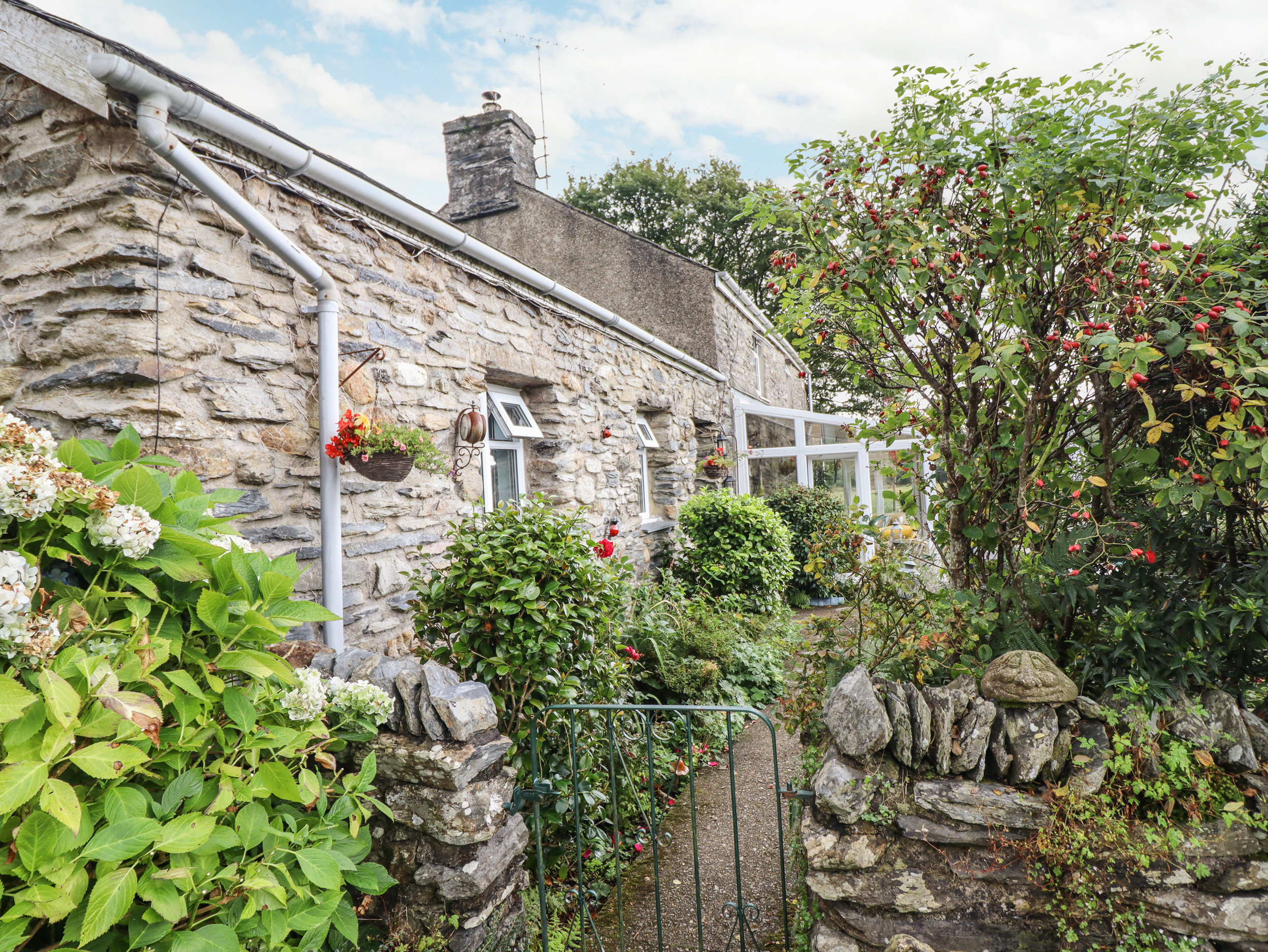 Holiday cottage, Beddgelert (Cwm Caeth Cottage)