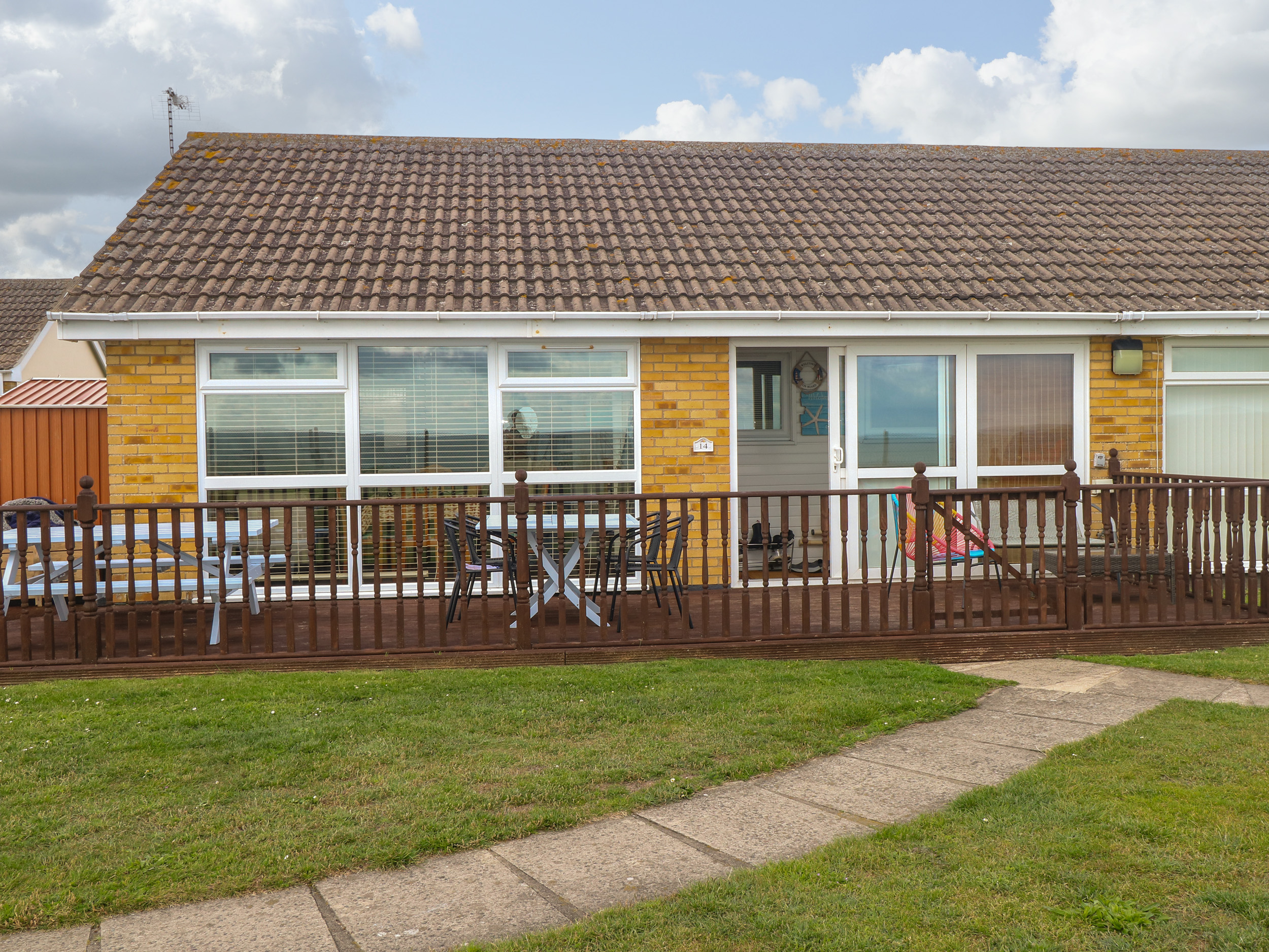 Holiday cottage in Corton, Suffolk - Photo 2