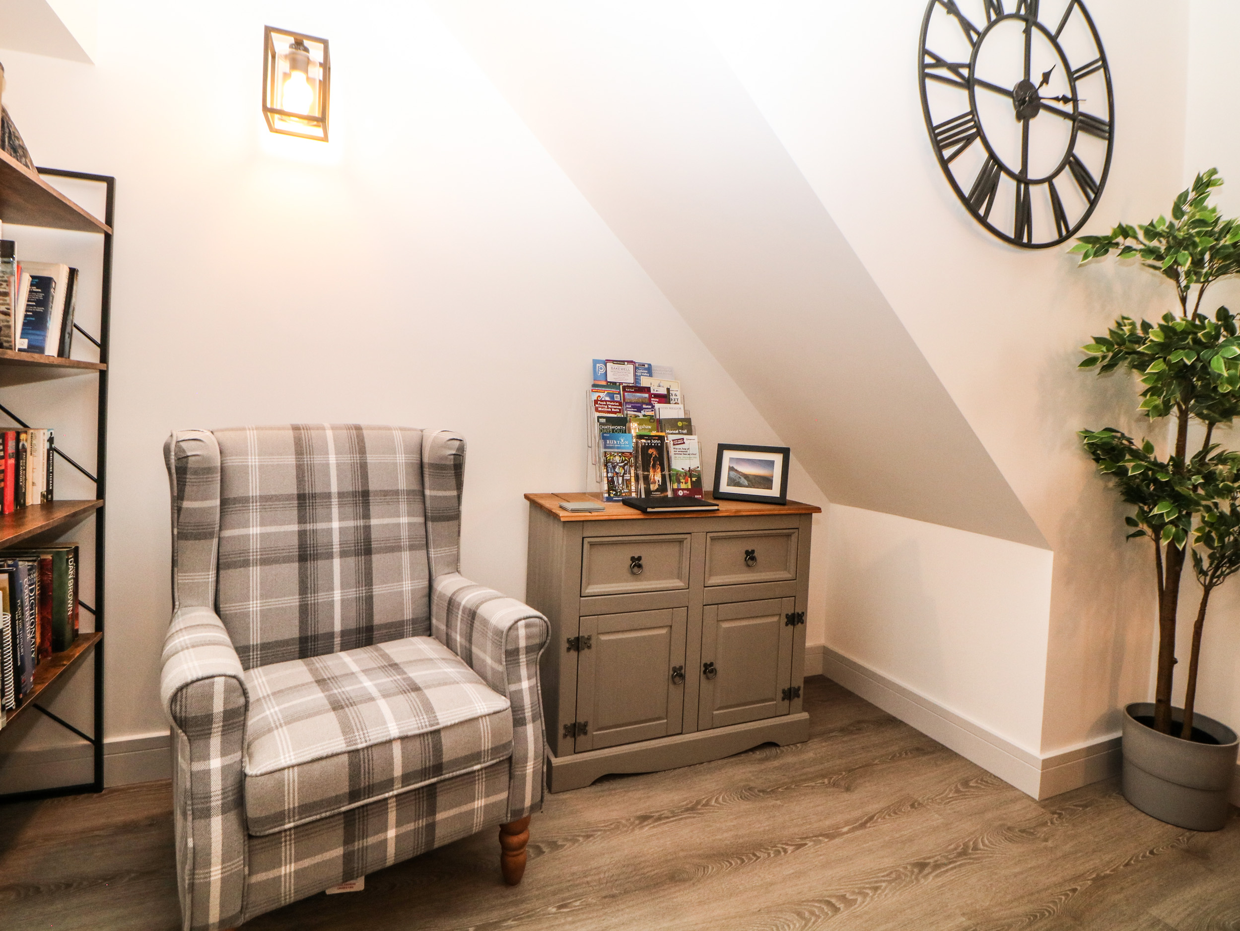 Holiday cottage in Hathersage, Derbyshire - Photo 9
