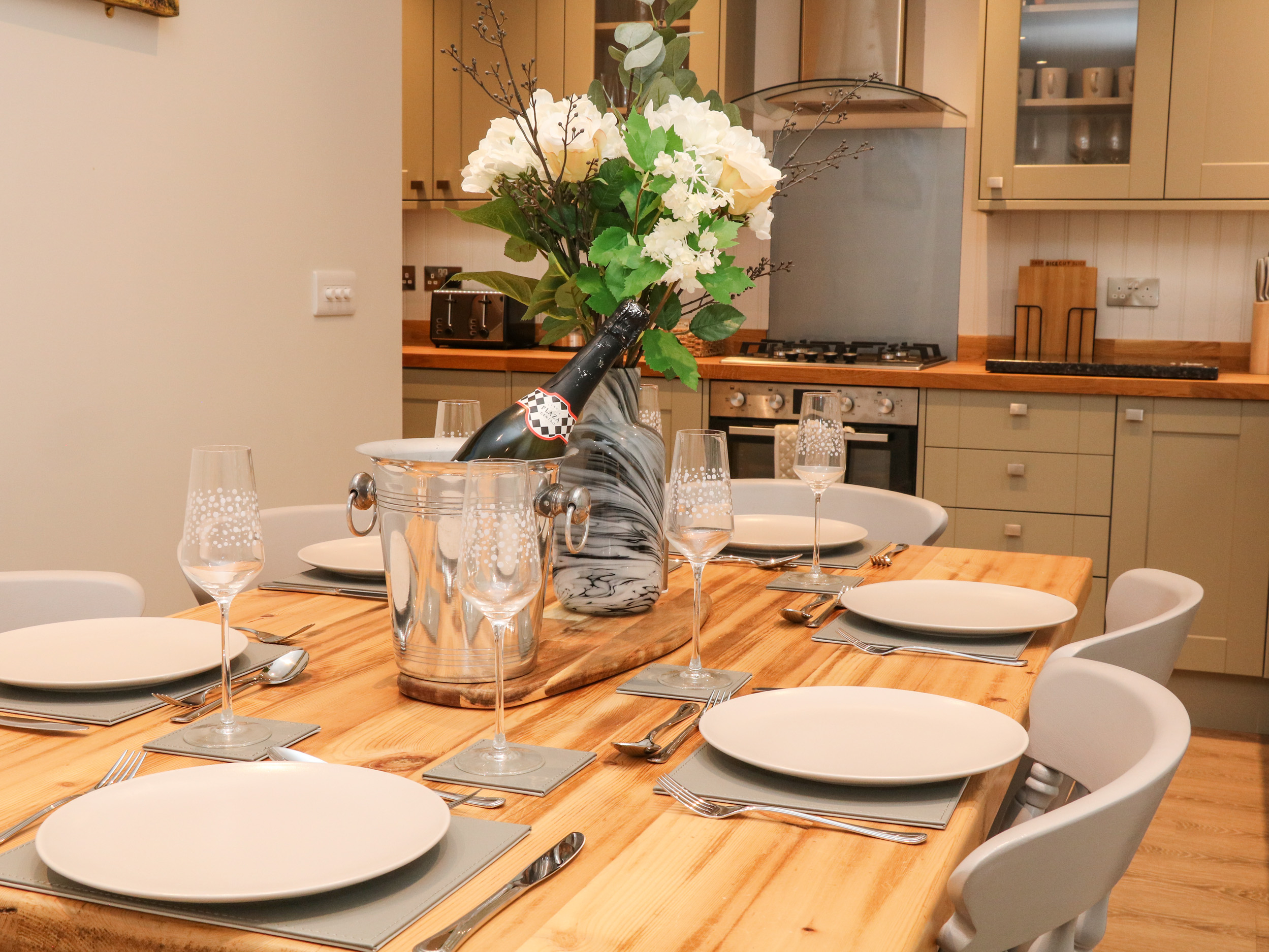 Holiday cottage in Hathersage, Derbyshire - Photo 11