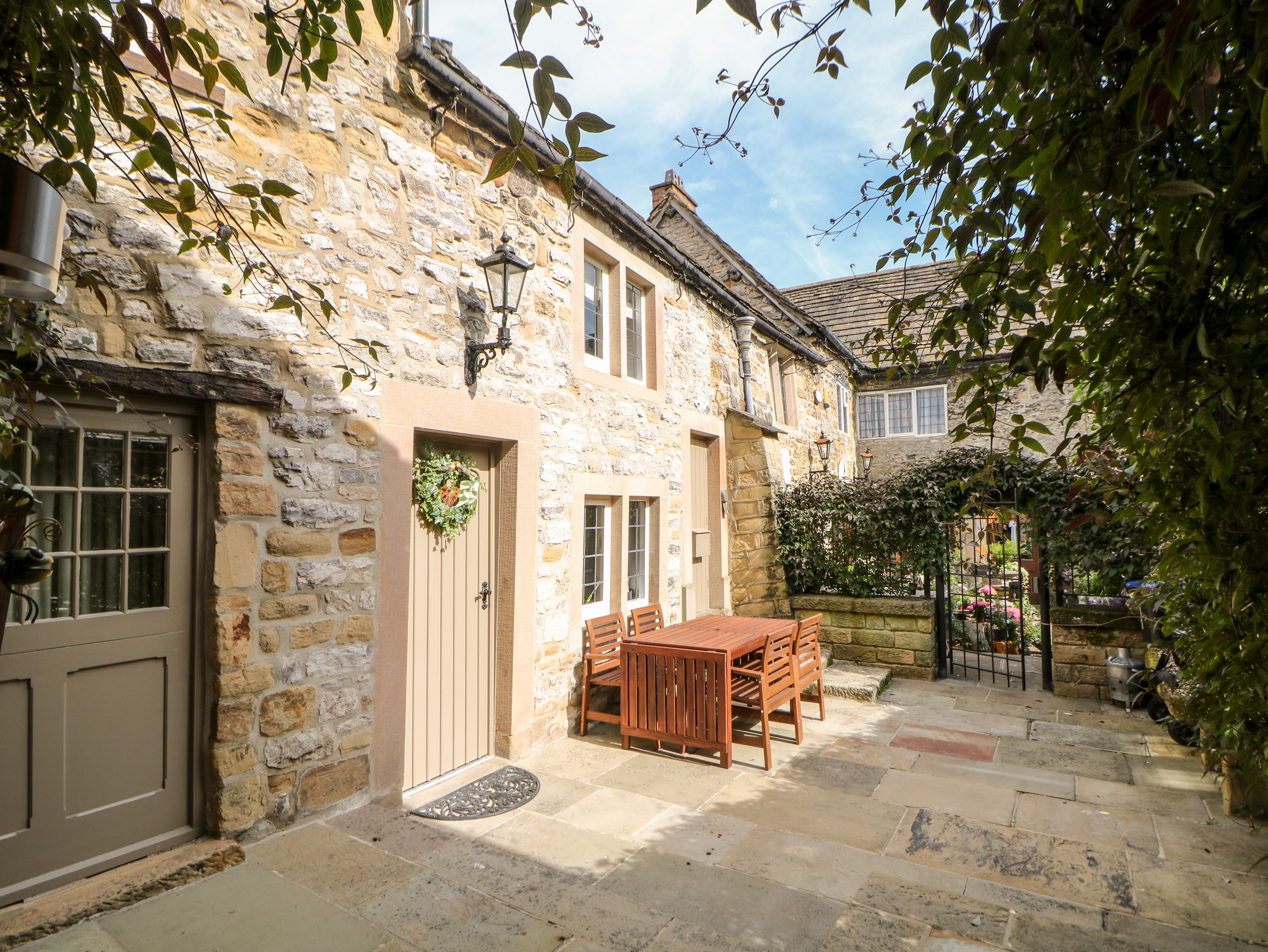 Holiday cottage in Bakewell, Derbyshire - Photo 2