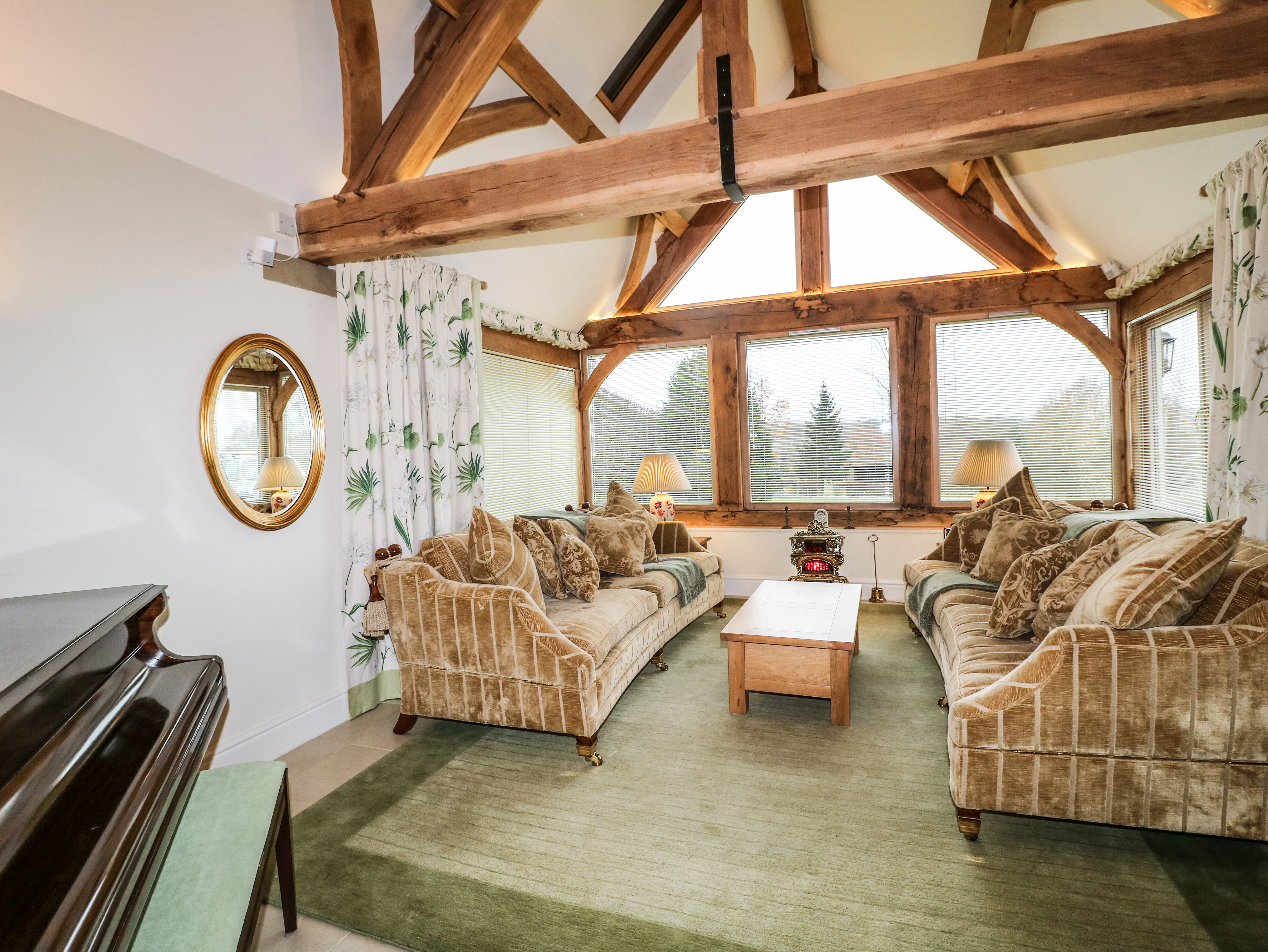 Holiday cottage in Chesterfield, Derbyshire - Photo 8