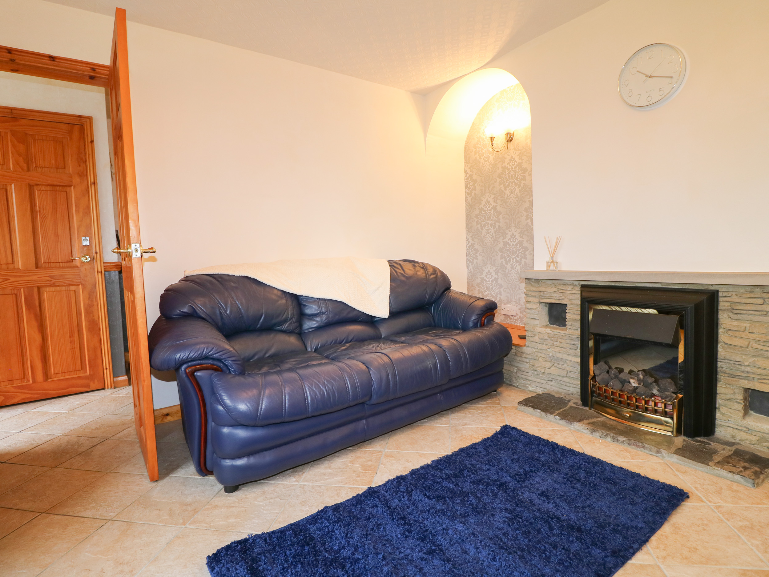 Holiday cottage in Ashbourne, Derbyshire - Photo 3