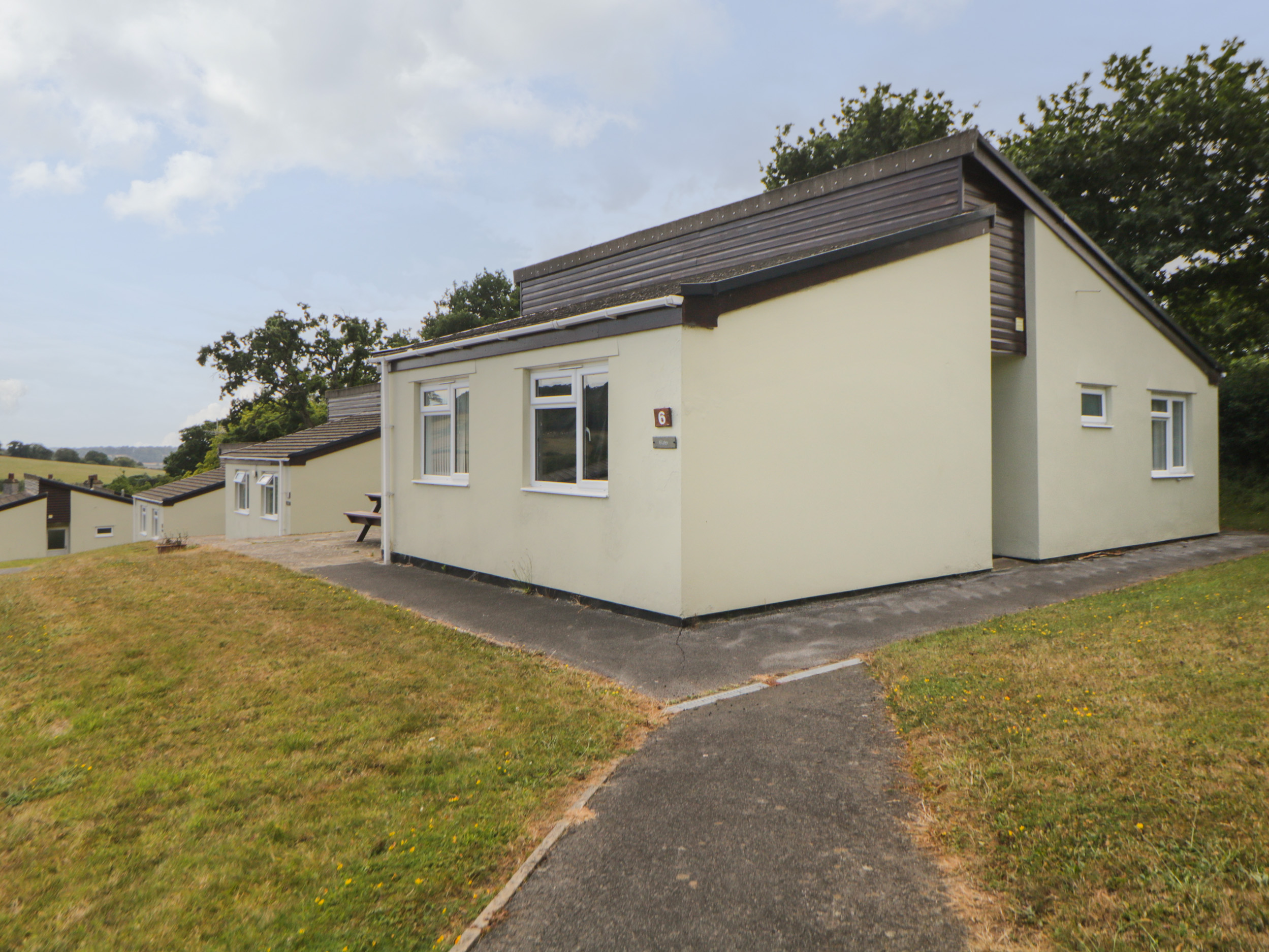 Holiday cottage, Chudleigh ()