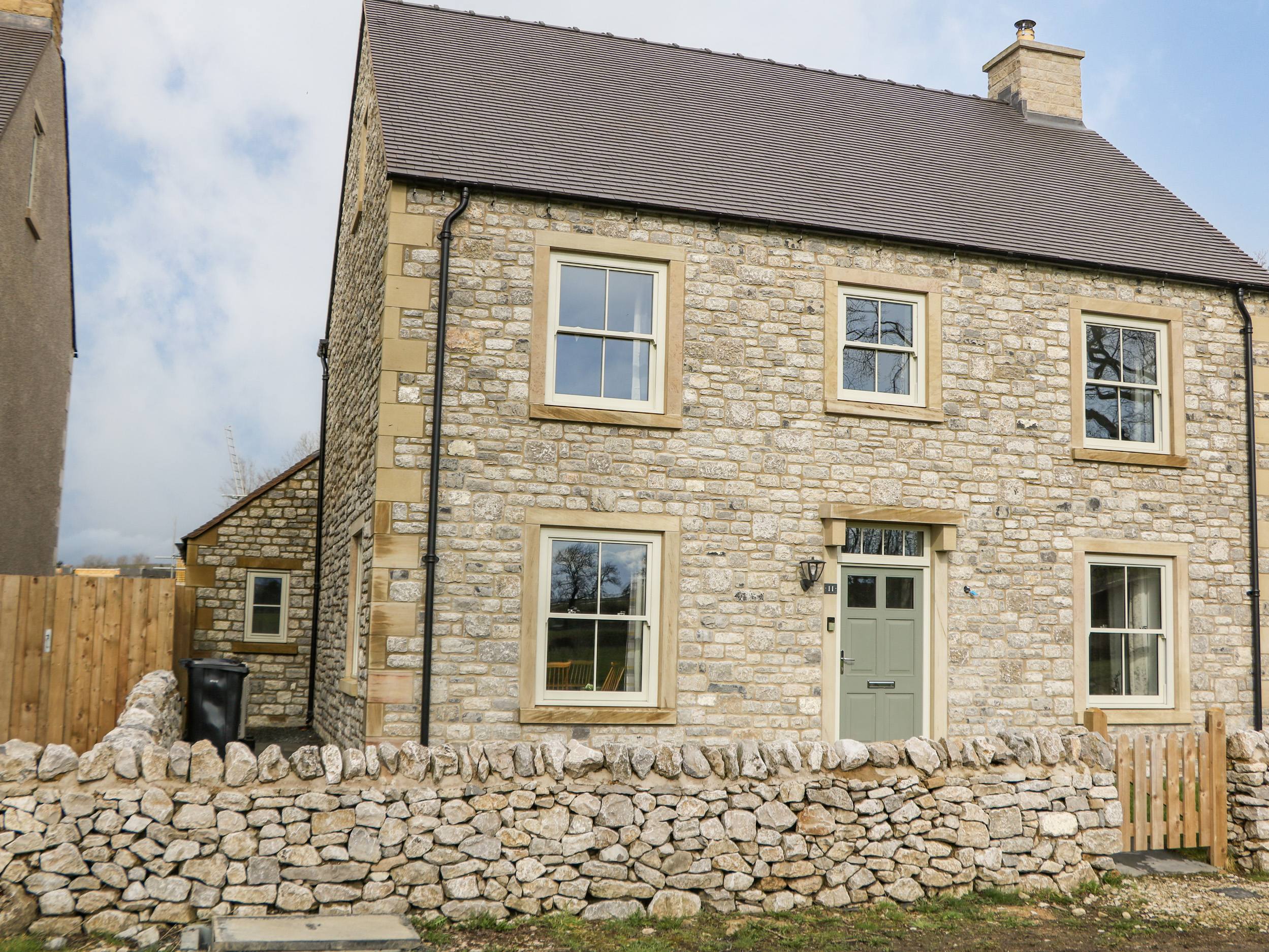 Holiday cottage in Hartington, Derbyshire - Photo 1