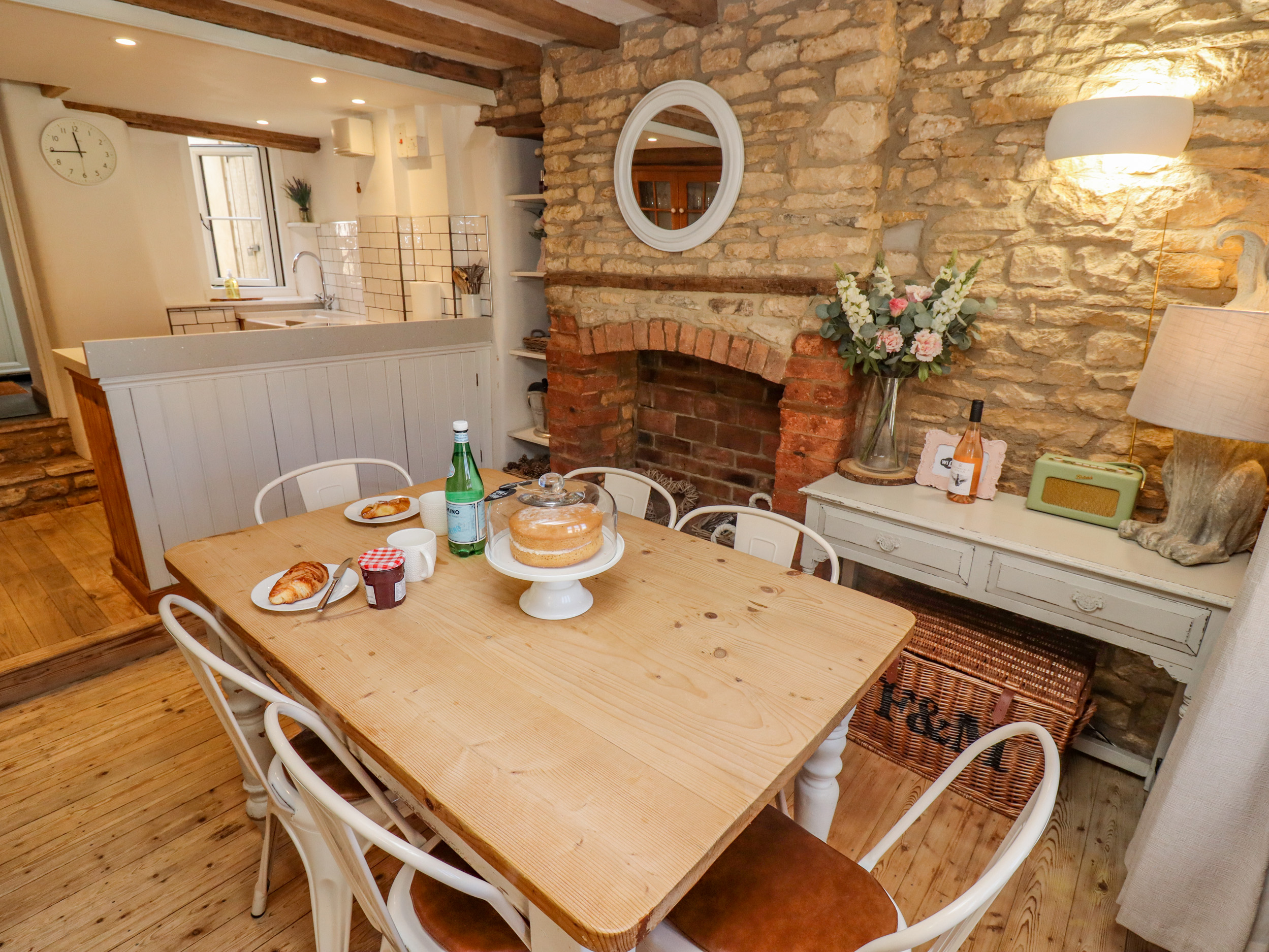 Holiday cottage in Chipping Norton, Oxfordshire - Photo 9