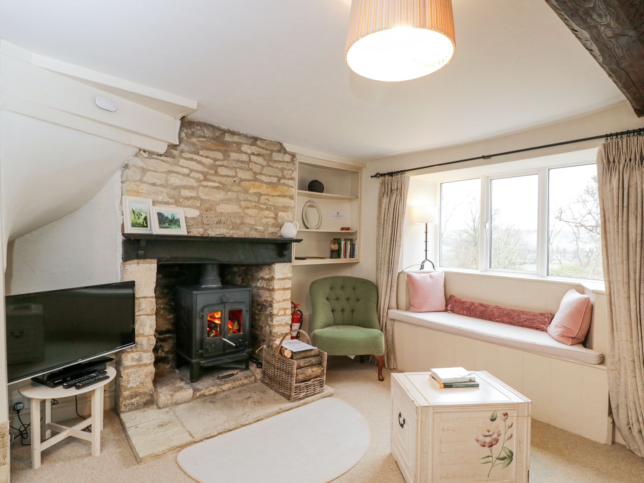 Holiday cottage in Amberley, Gloucestershire - Photo 7