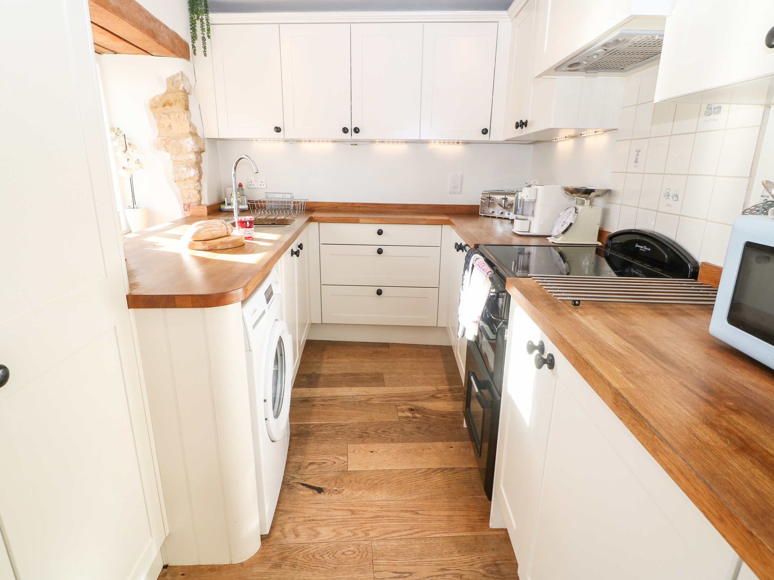 Holiday cottage in Kingham, Oxfordshire - Photo 7