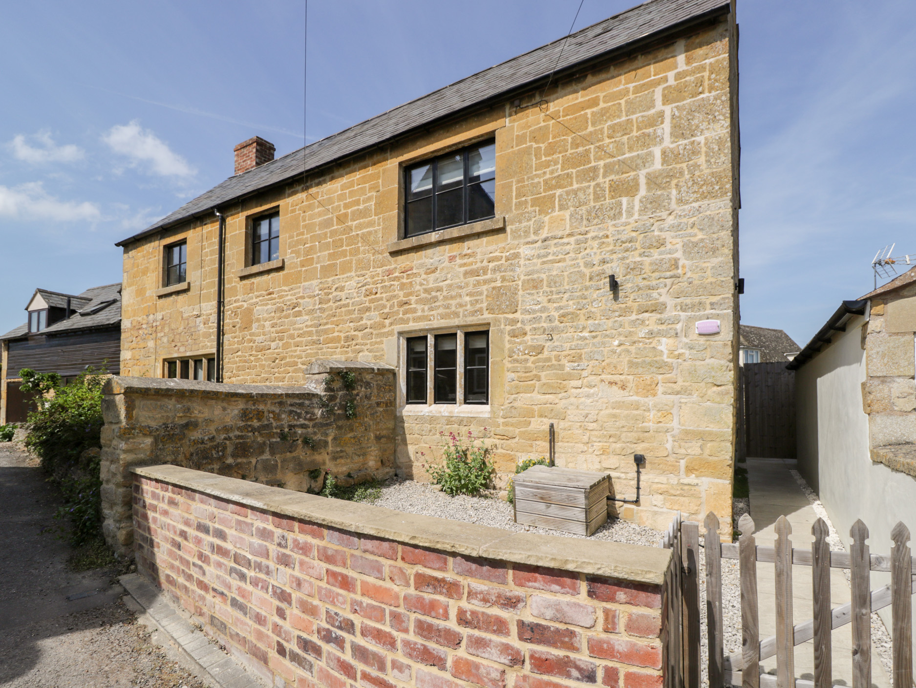 Holiday cottage in Mickleton, Gloucestershire - Photo 1
