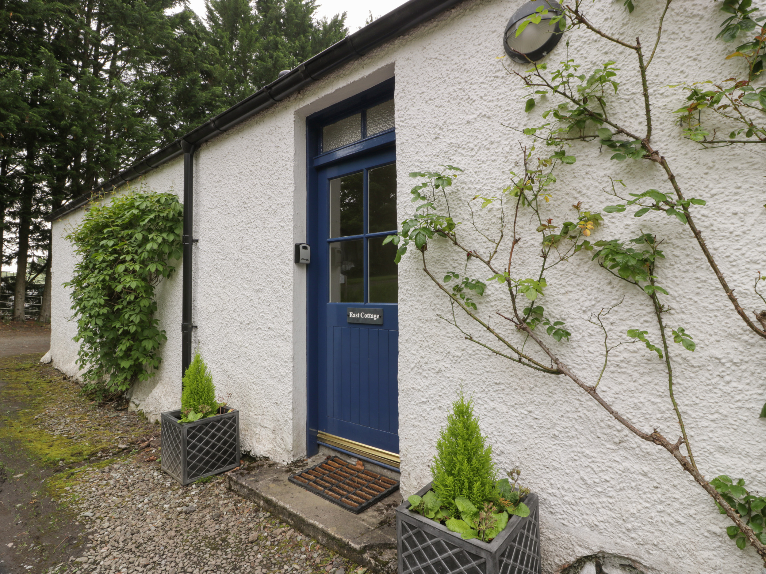 Cottage ∙ 2 Bedrooms ∙ 4 Guests - Comrie