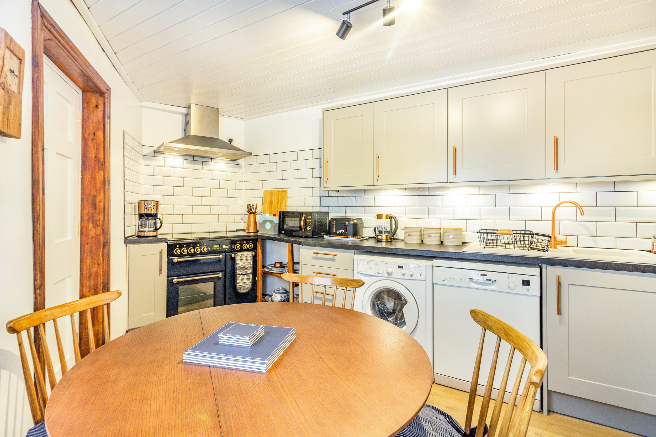 Holiday cottage in Wirksworth, Derbyshire - Photo 6