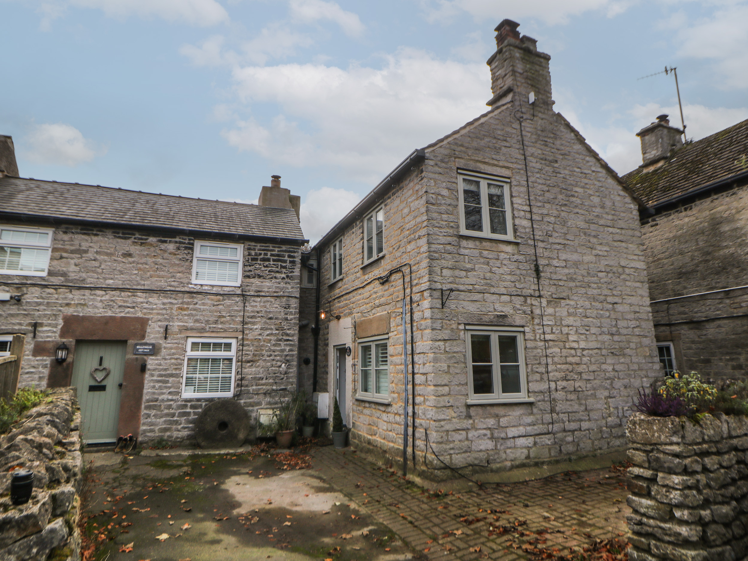 Holiday cottage in Castleton, Derbyshire - Photo 3