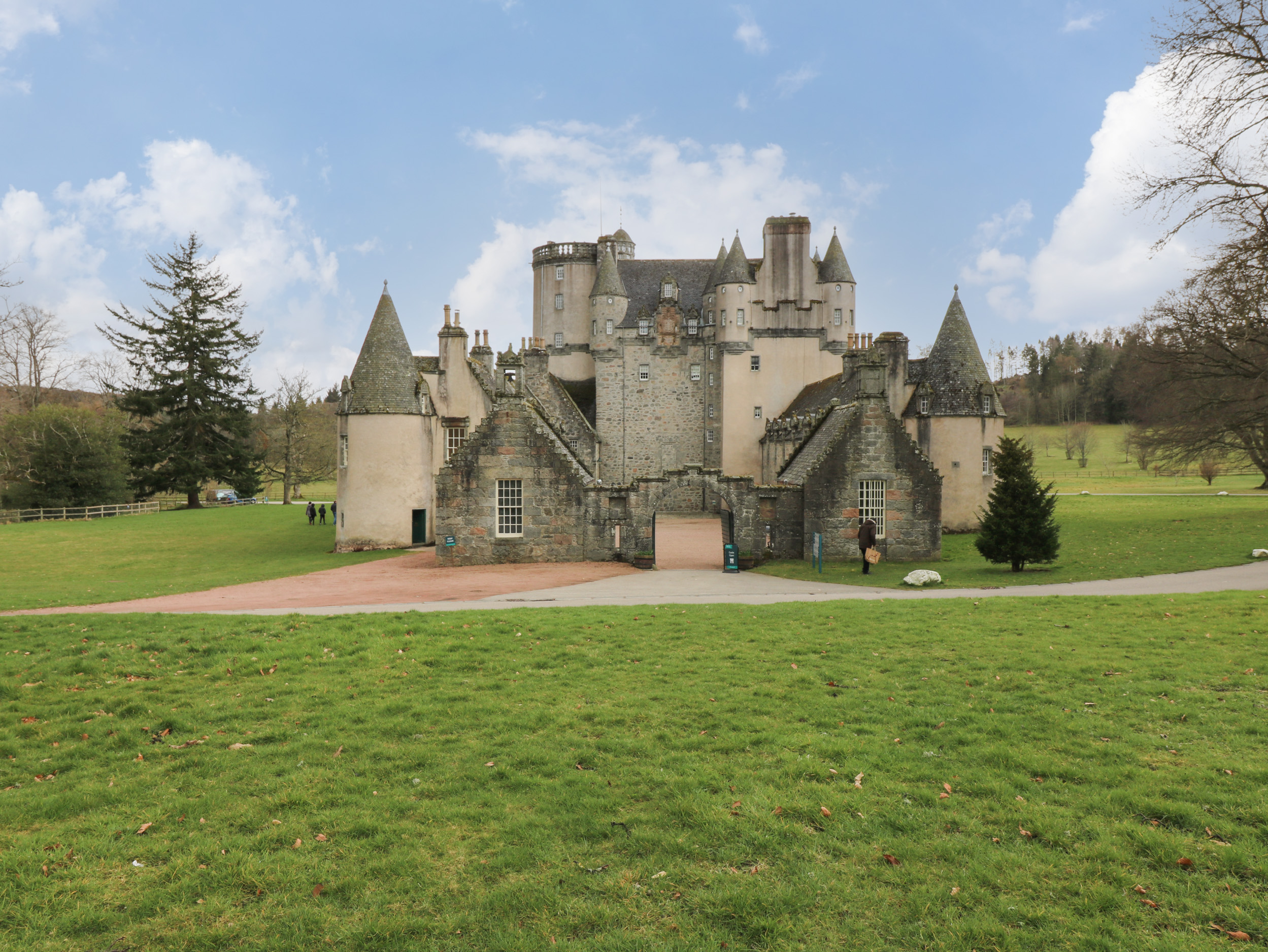 East Wing - Castle Fraser - Sleeps 4