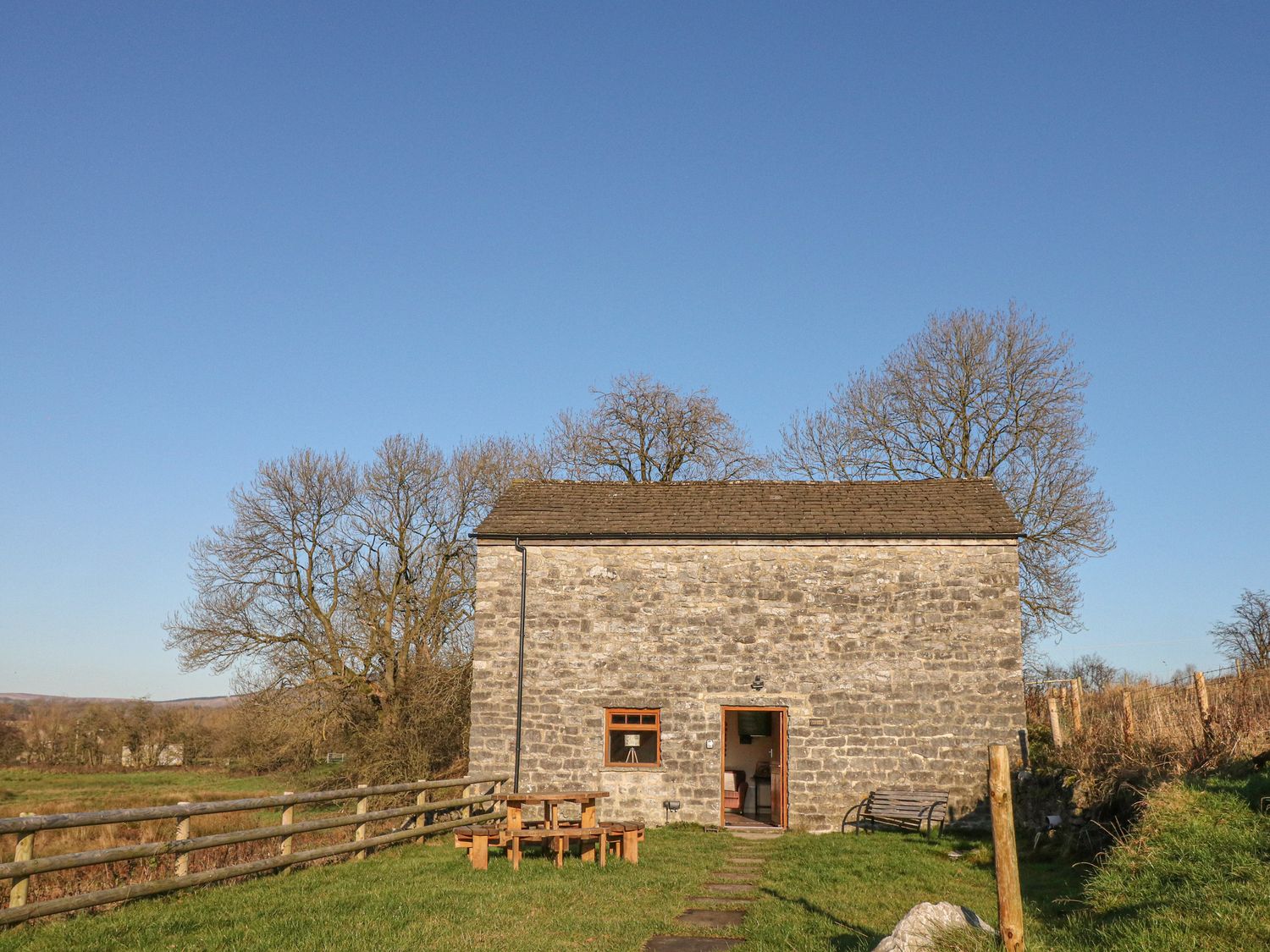 Holiday cottage in Bradwell, Derbyshire - Photo 1