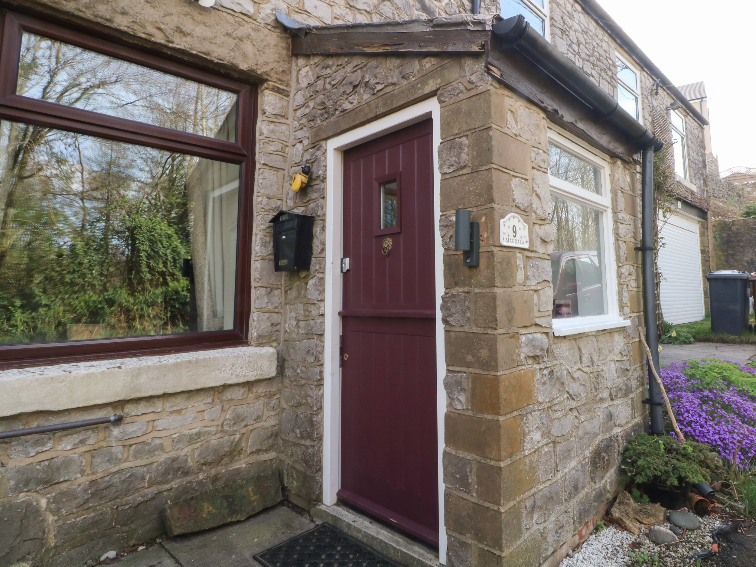 Holiday cottage in Buxton, Derbyshire - Photo 2