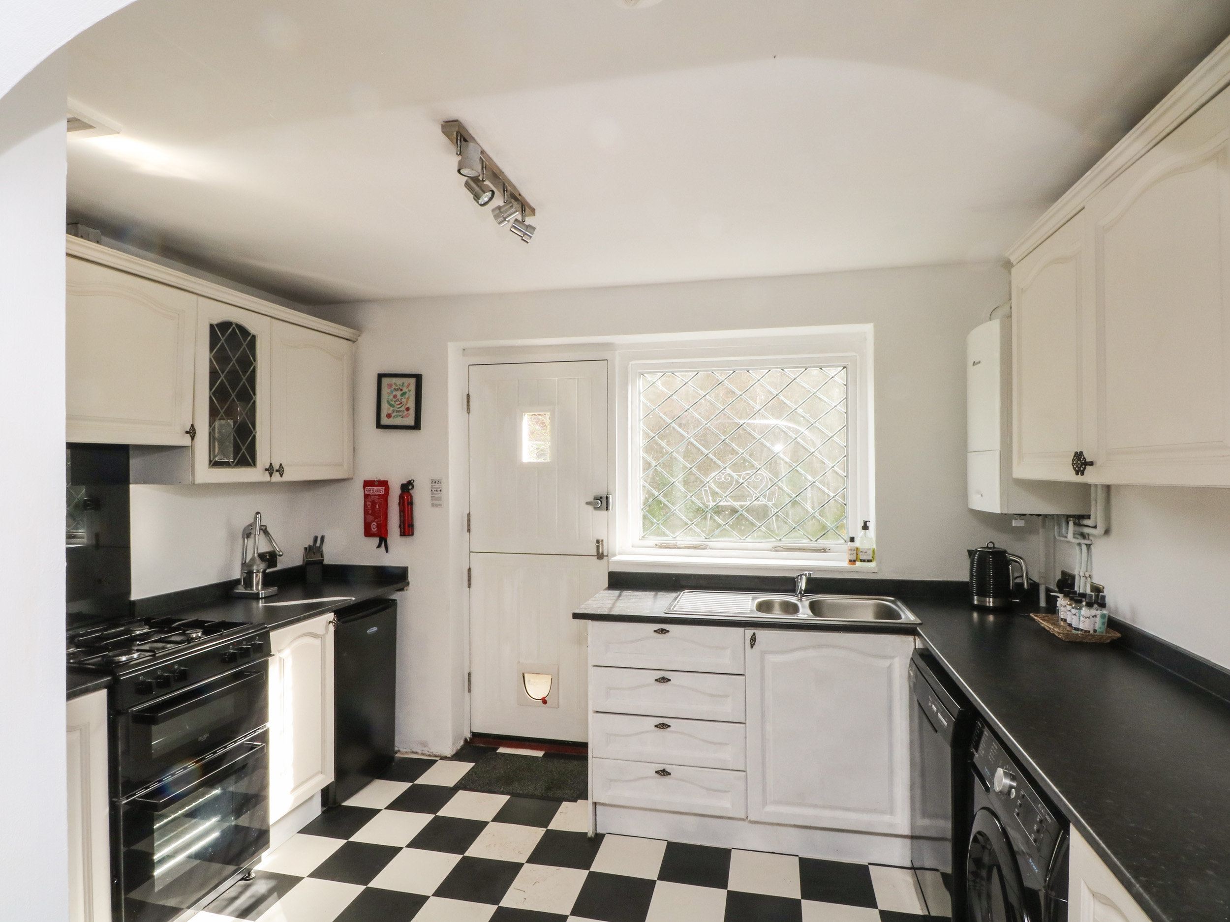 Holiday cottage in Buxton, Derbyshire - Photo 7
