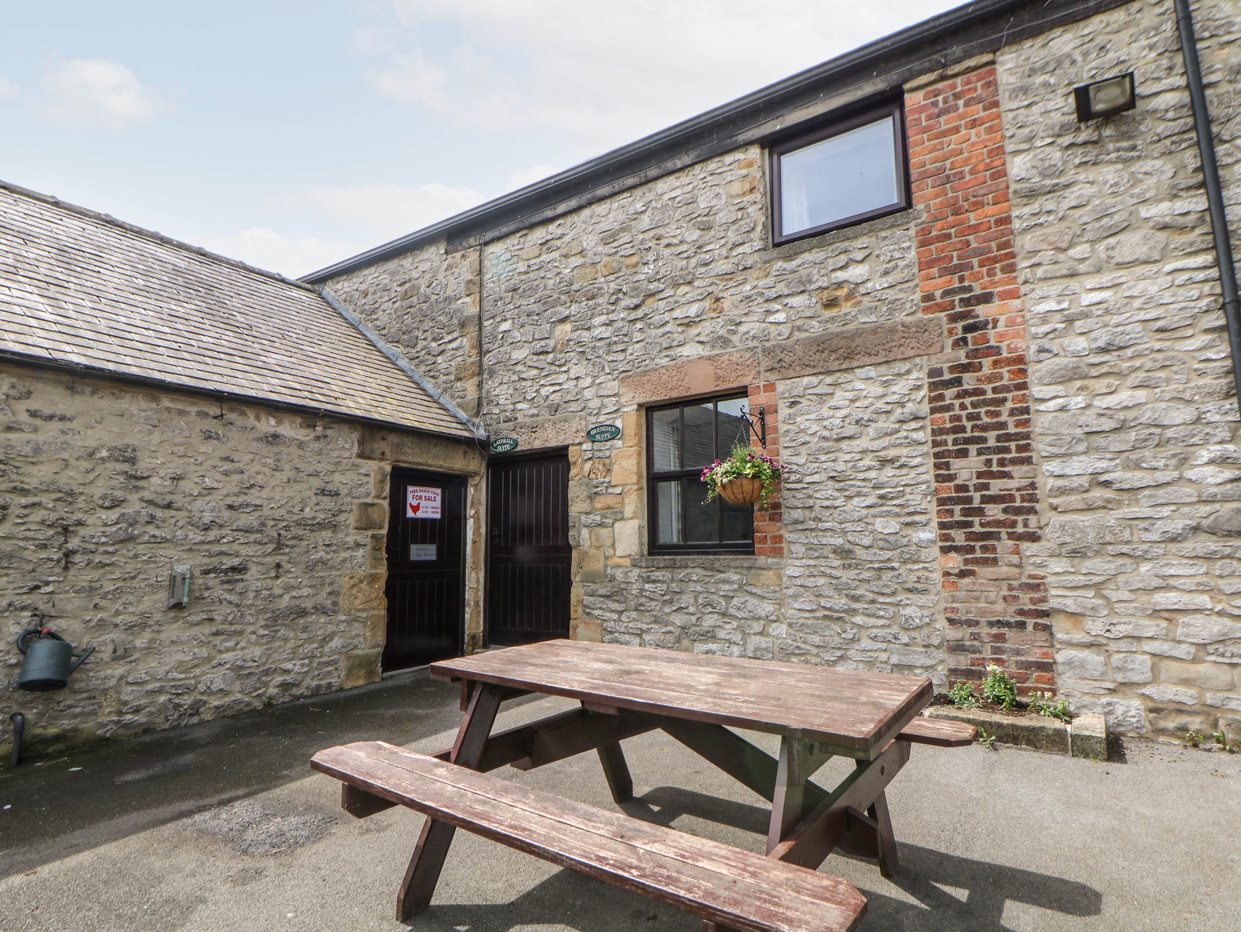 Holiday cottage in Bakewell, Derbyshire - Photo 1